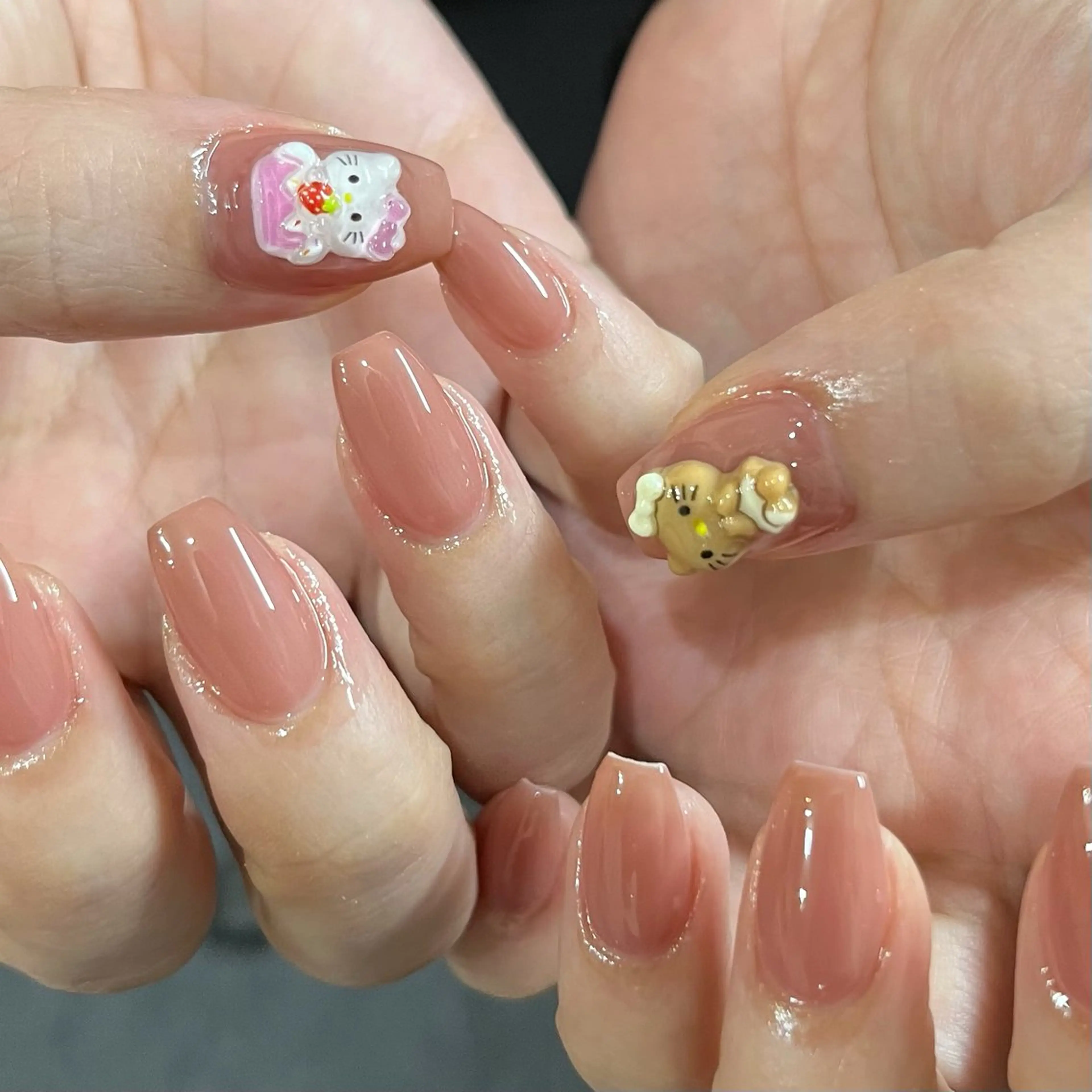 ネイル オフィスネイル ワンカラーネイル ピンク ピンクベージュ シンプルネイル ハンドネイル ハンドケア 🎀NAIL🎀 AI🪄︎︎◝✩のネイルデザイン