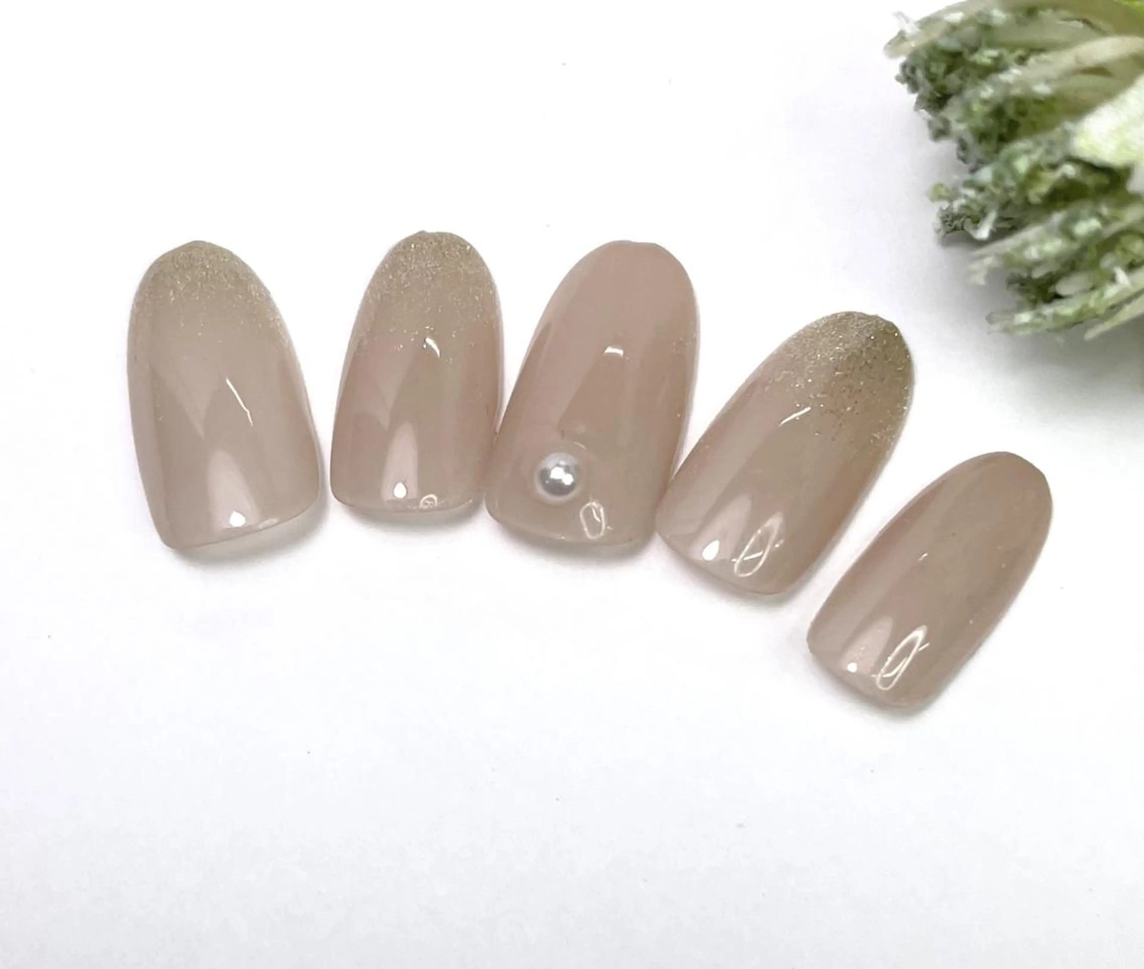 ネイル ラメ(グリッター) イワサキ のネイルデザイン