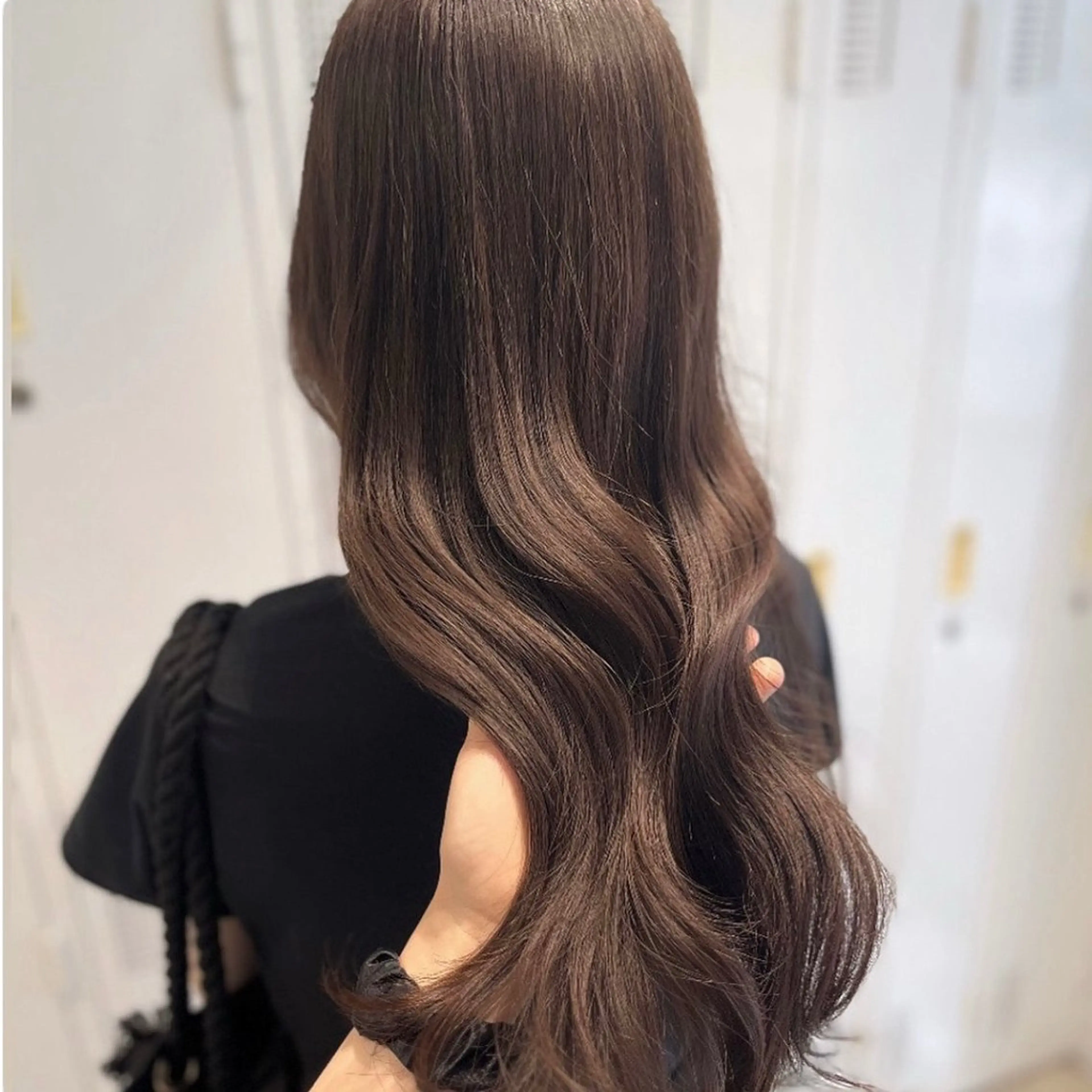 カラー ブリーチ 学生 髪質改善 ヘアカラー トリートメント 縮毛矯正／レイヤー／ 髪質改善／海月のヘアスタイル