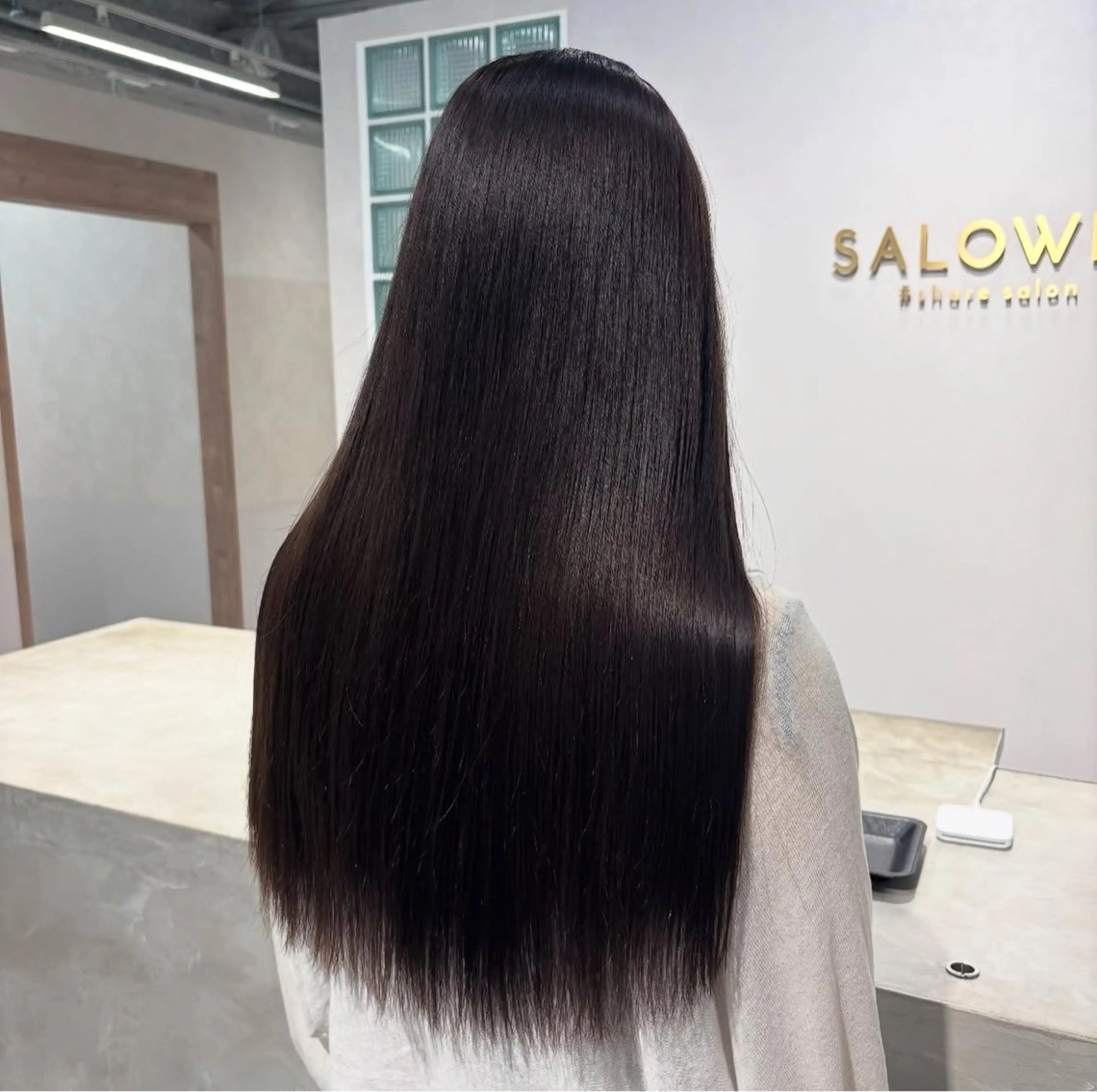 ロング ヘアカラー 吉澤 愛心のヘアスタイル