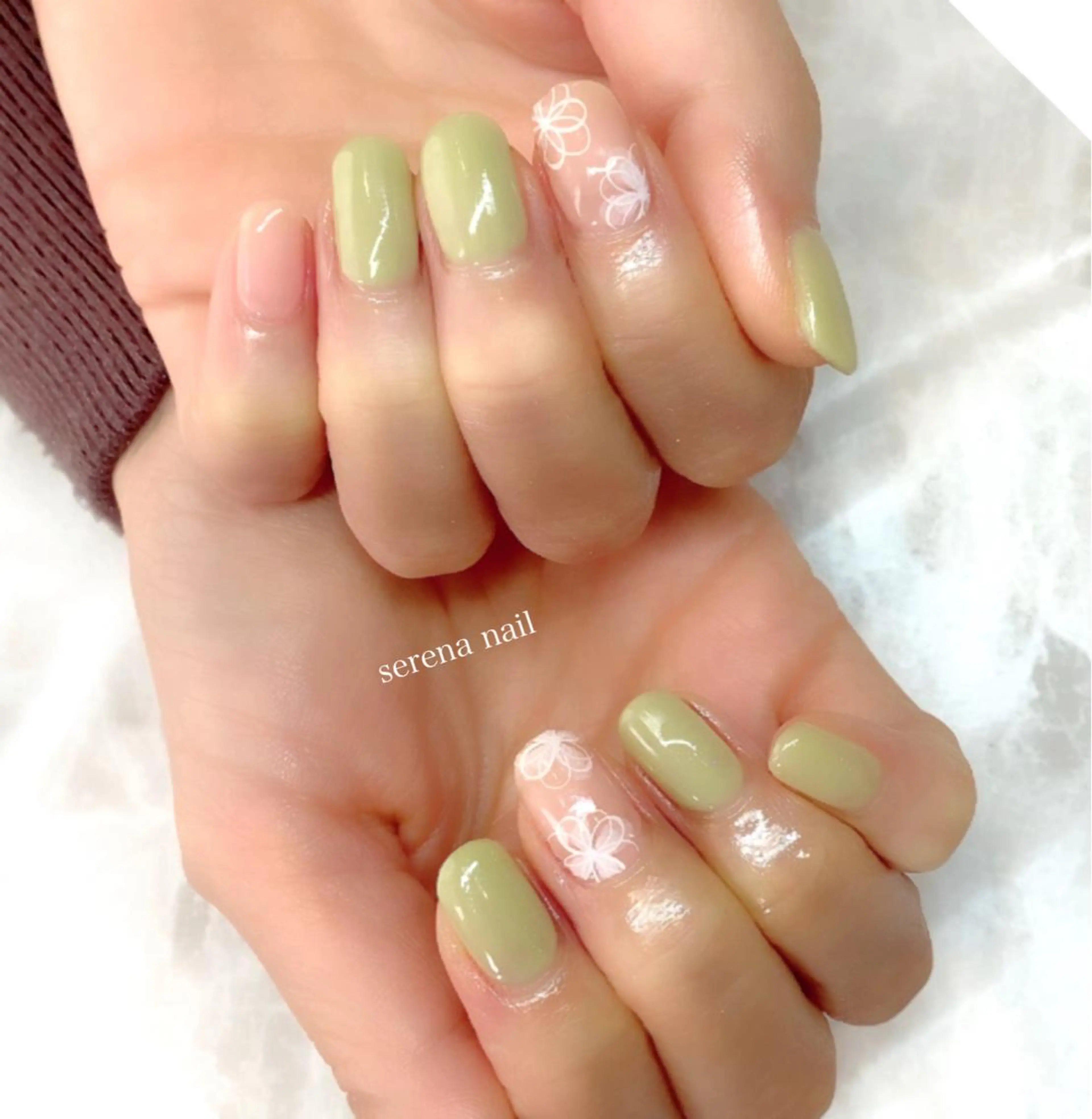 ネイル フラワーネイル 持ち込み serena nailのネイルデザイン