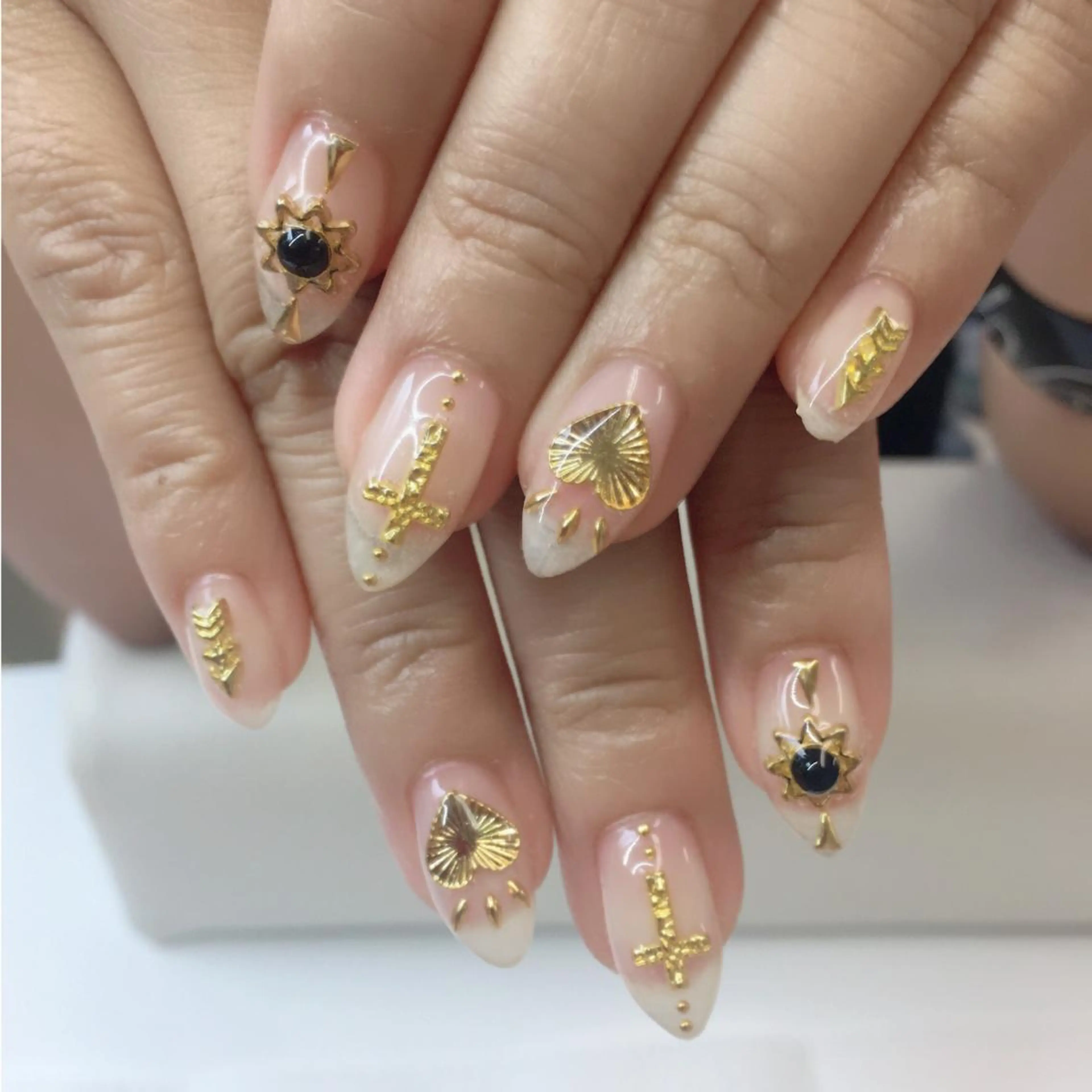 ネイル 個室ネイルサロンDolly  Girl〜ドーリーガール〜所属・DollyGirl KYOKOのネイルデザイン