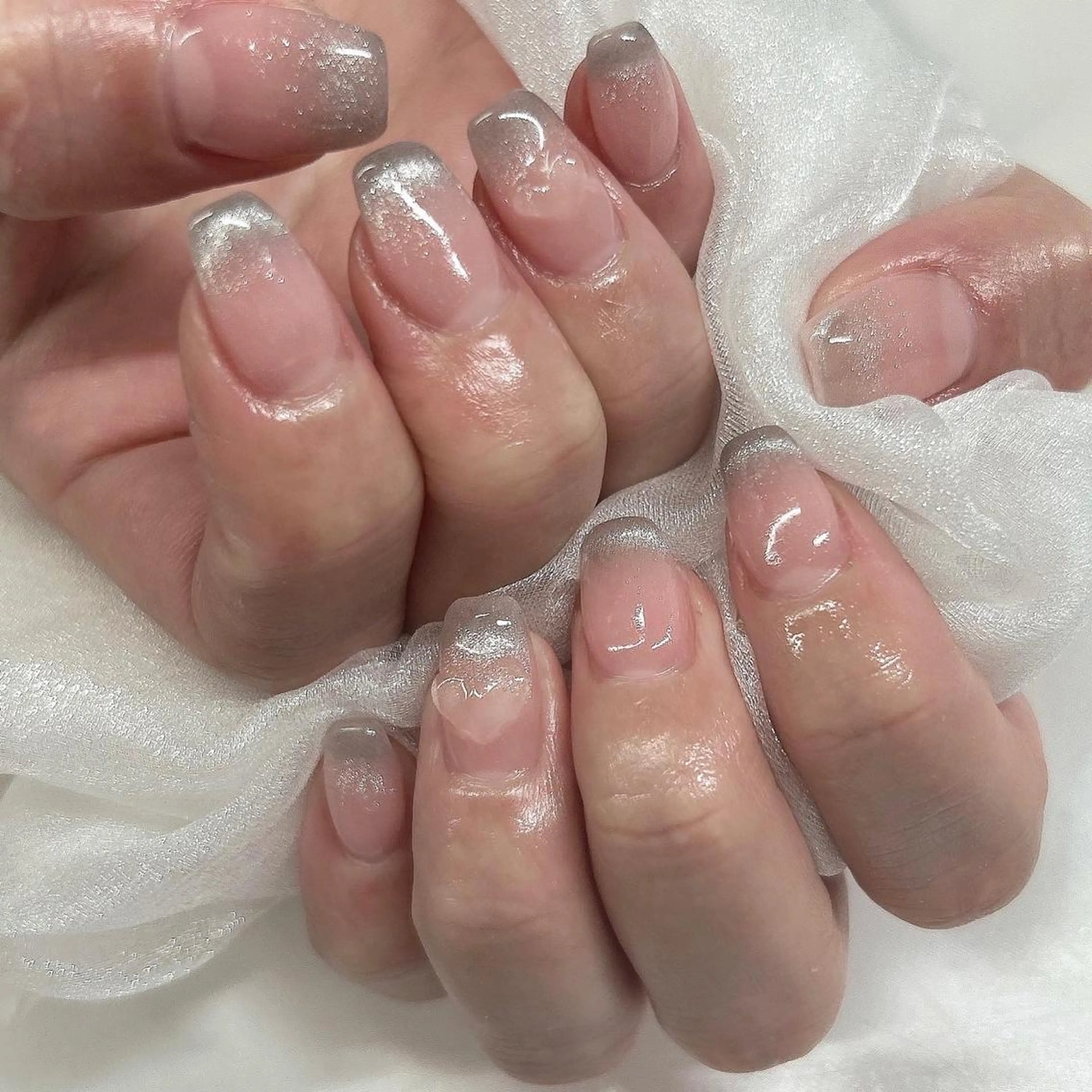 ネイル マツエク・マツパ アイブロウ ワンホンマツエク ワンホンネイル pu muのネイルデザイン