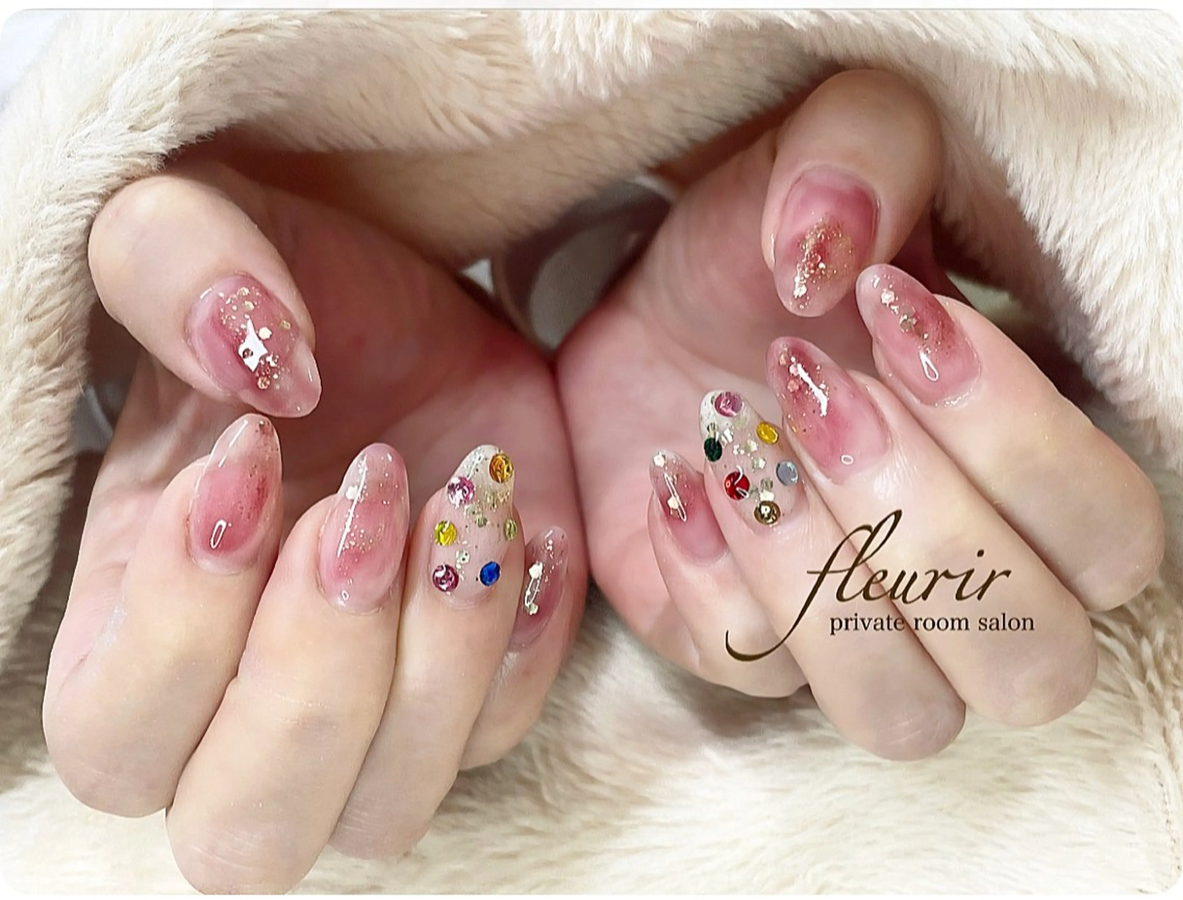 ネイル ストーンネイル フルリール 【プライベートサロンのネイルデザイン