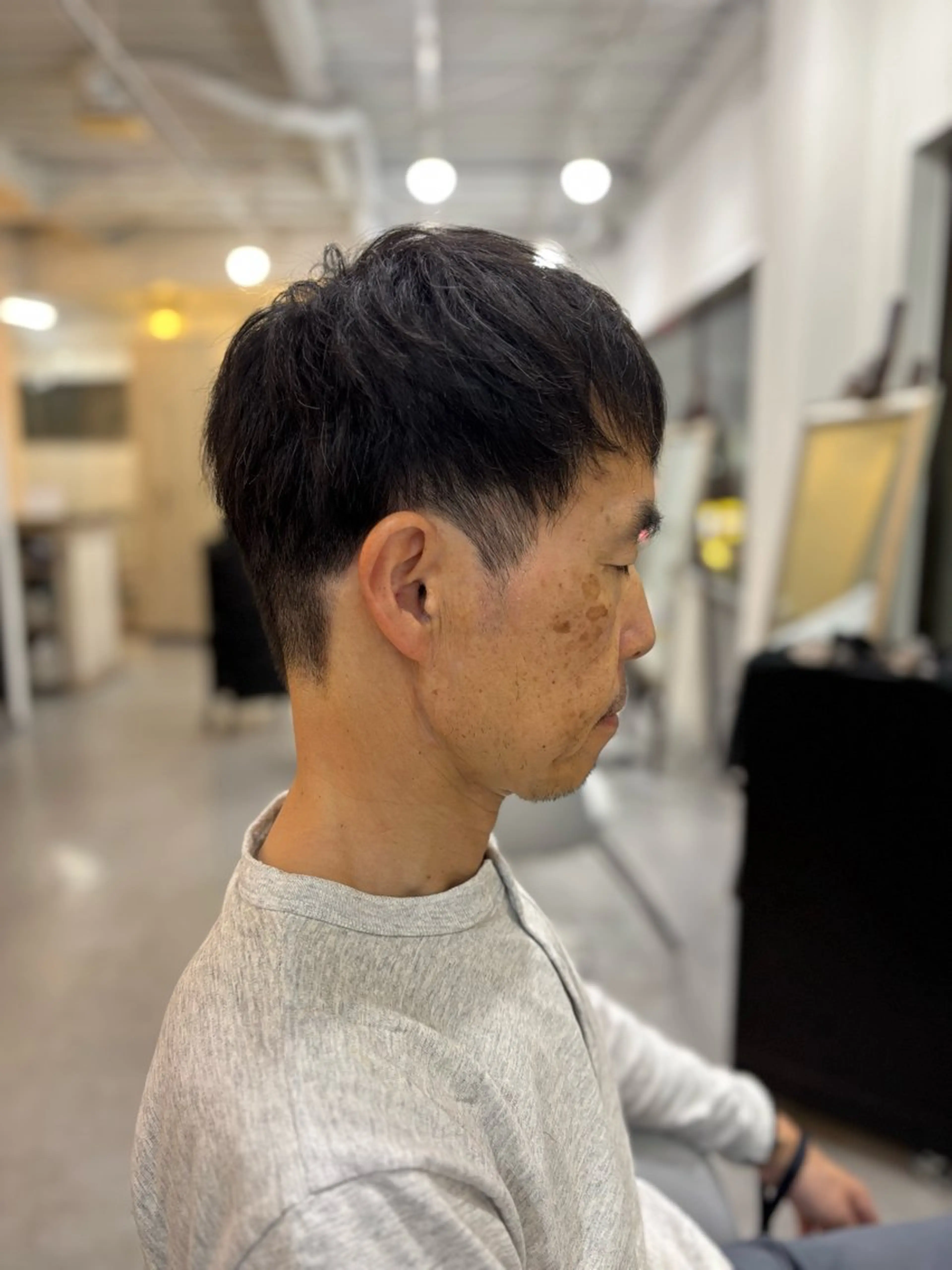 ショート 越坂部 桃子のヘアスタイル