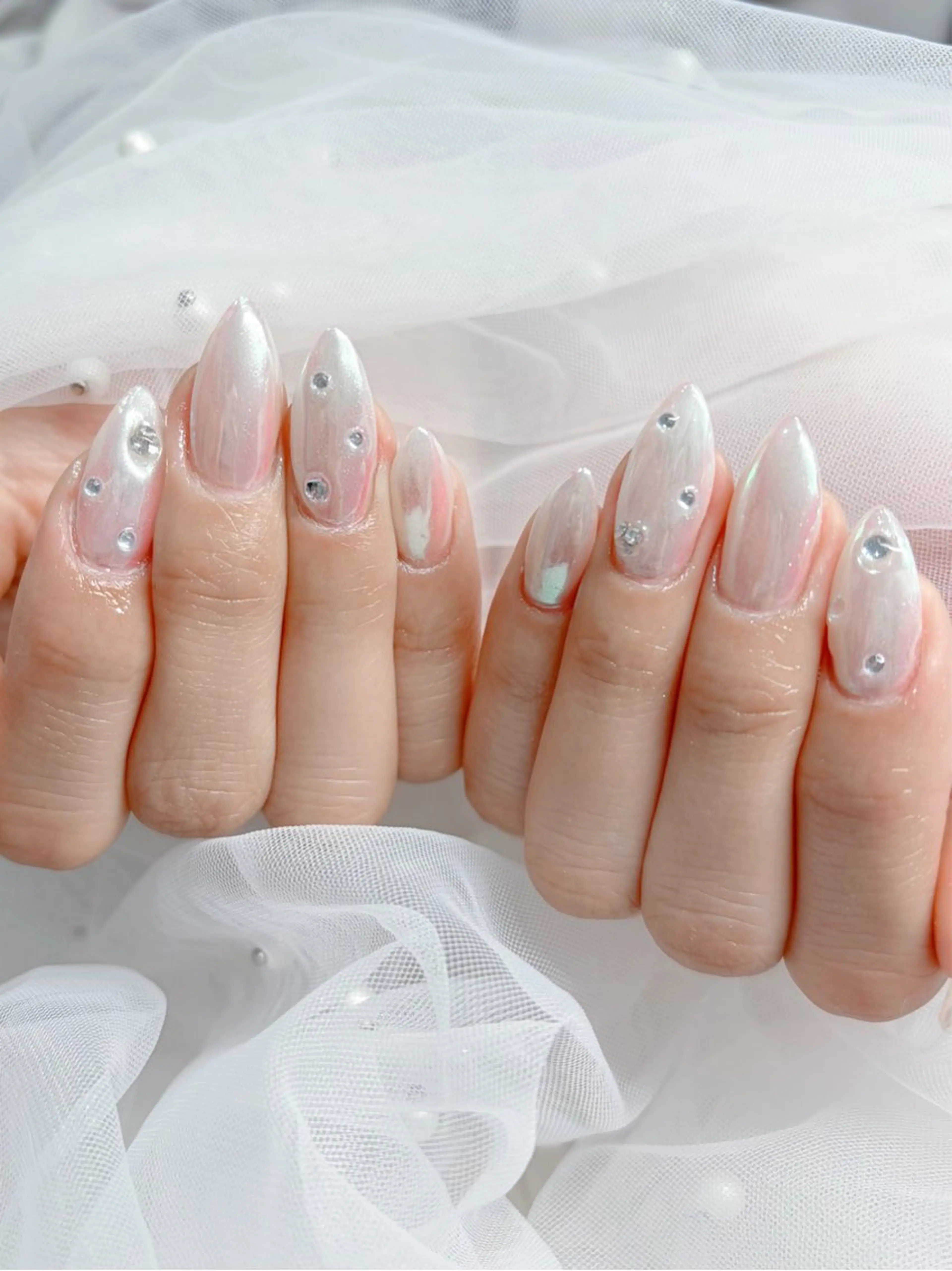 ネイル オーロラネイル キラキラネイル ミラーネイル ハンドネイル Viel💅 ~Kanon~のネイルデザイン