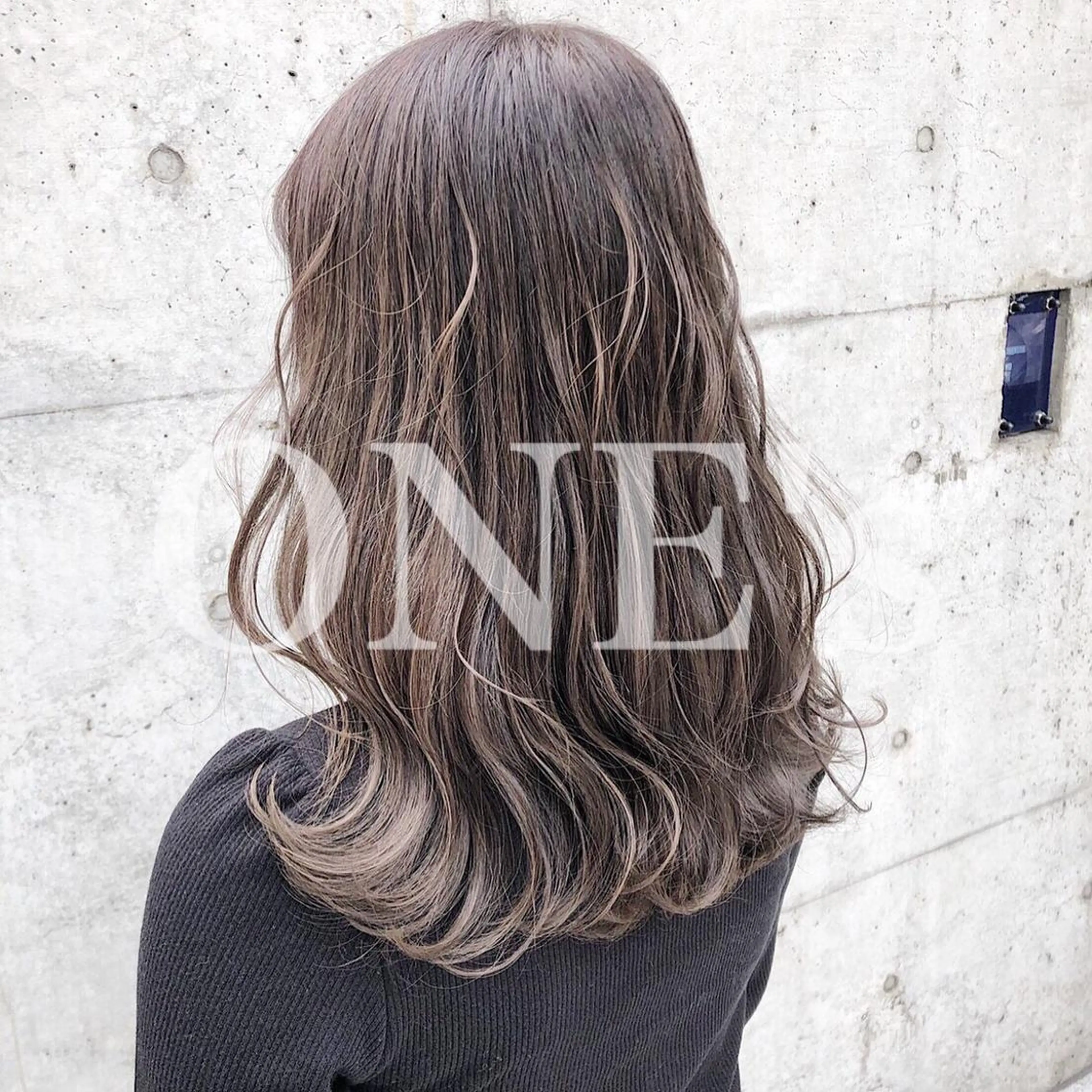 セミロング カラー メンズパーマ名人 TAKUMAのヘアスタイル