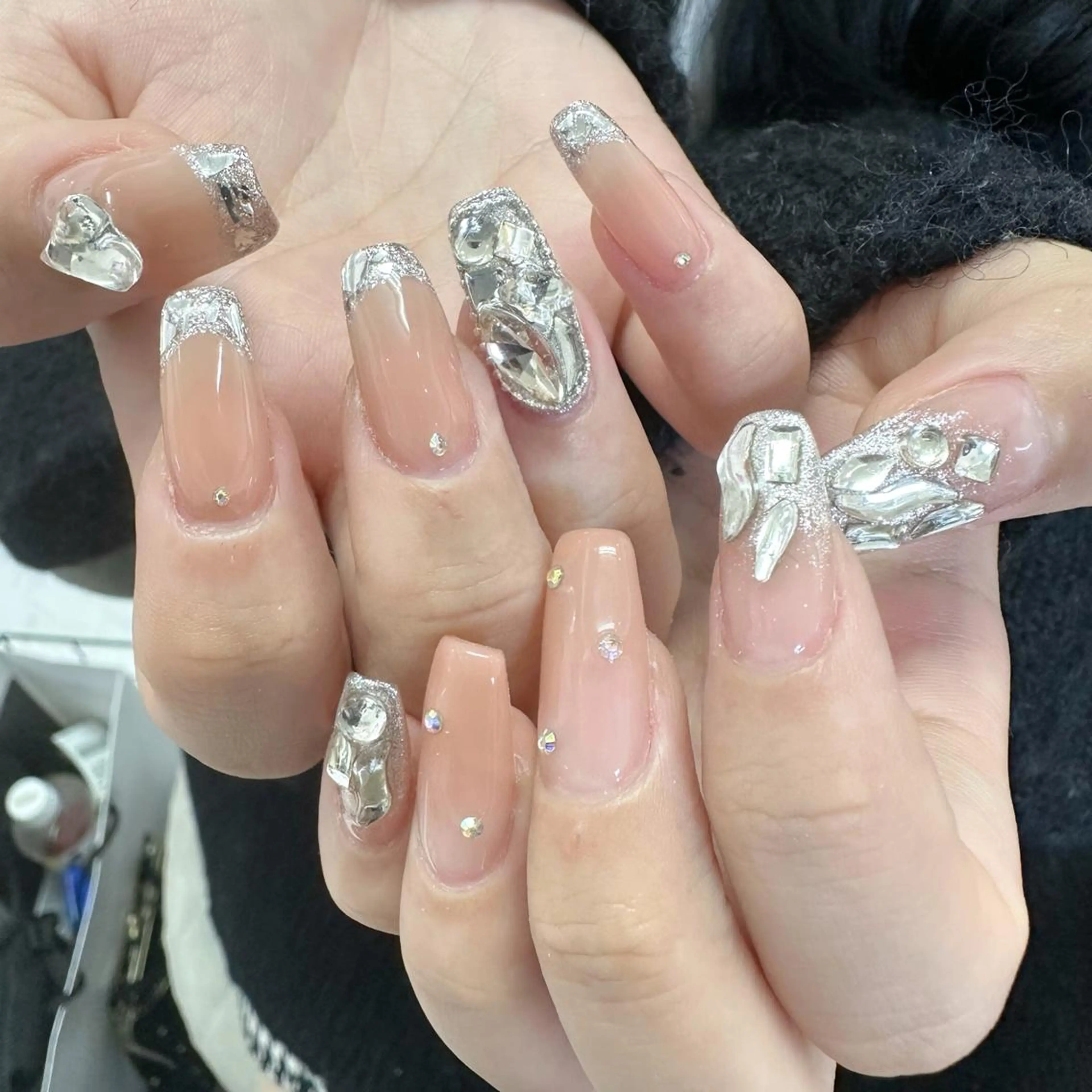 ネイル アートネイル オーロラネイル ガーリー キラキラネイル 韓国ネイル ハンドネイル DIAMOND 💦のネイルデザイン