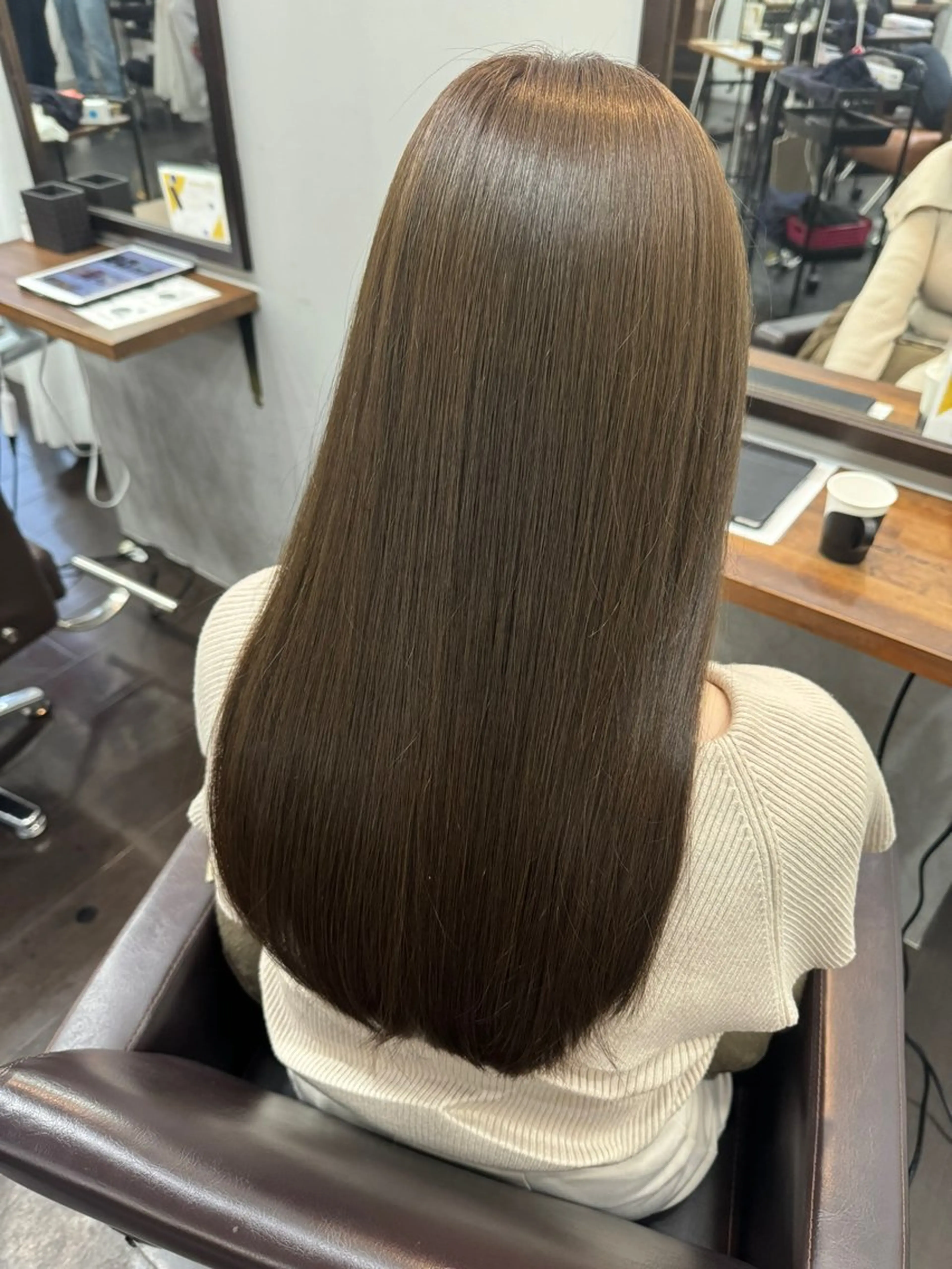 ロング 髪質改善 トリートメント カット ヘアカラー トリートメント 難波 茜のヘアスタイル