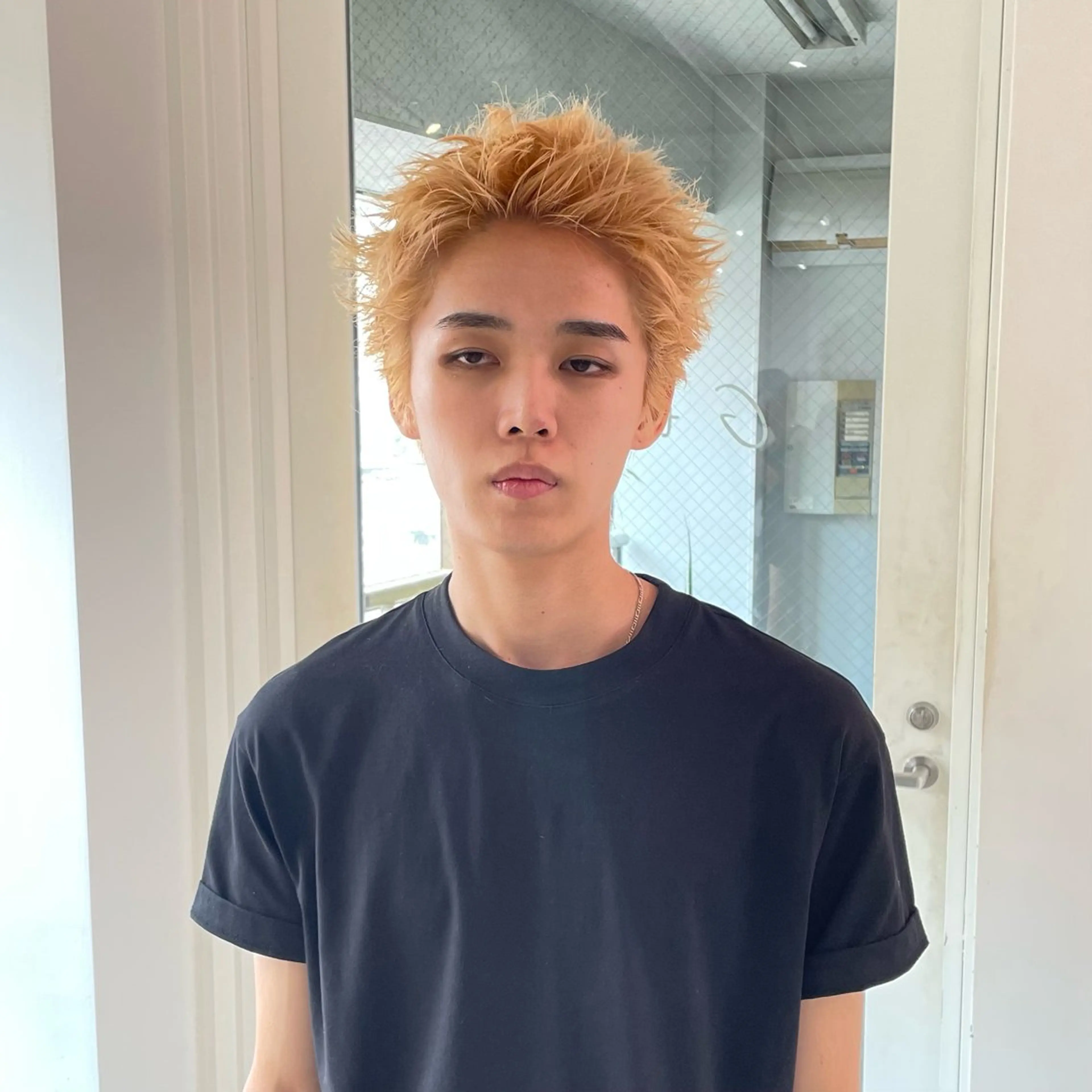 🌟当日限定メニュー🌟✂️ダブルカラー  ＋ メンズカット  ＋ トリートメント✂️#韓国#ミニモ学割の写真