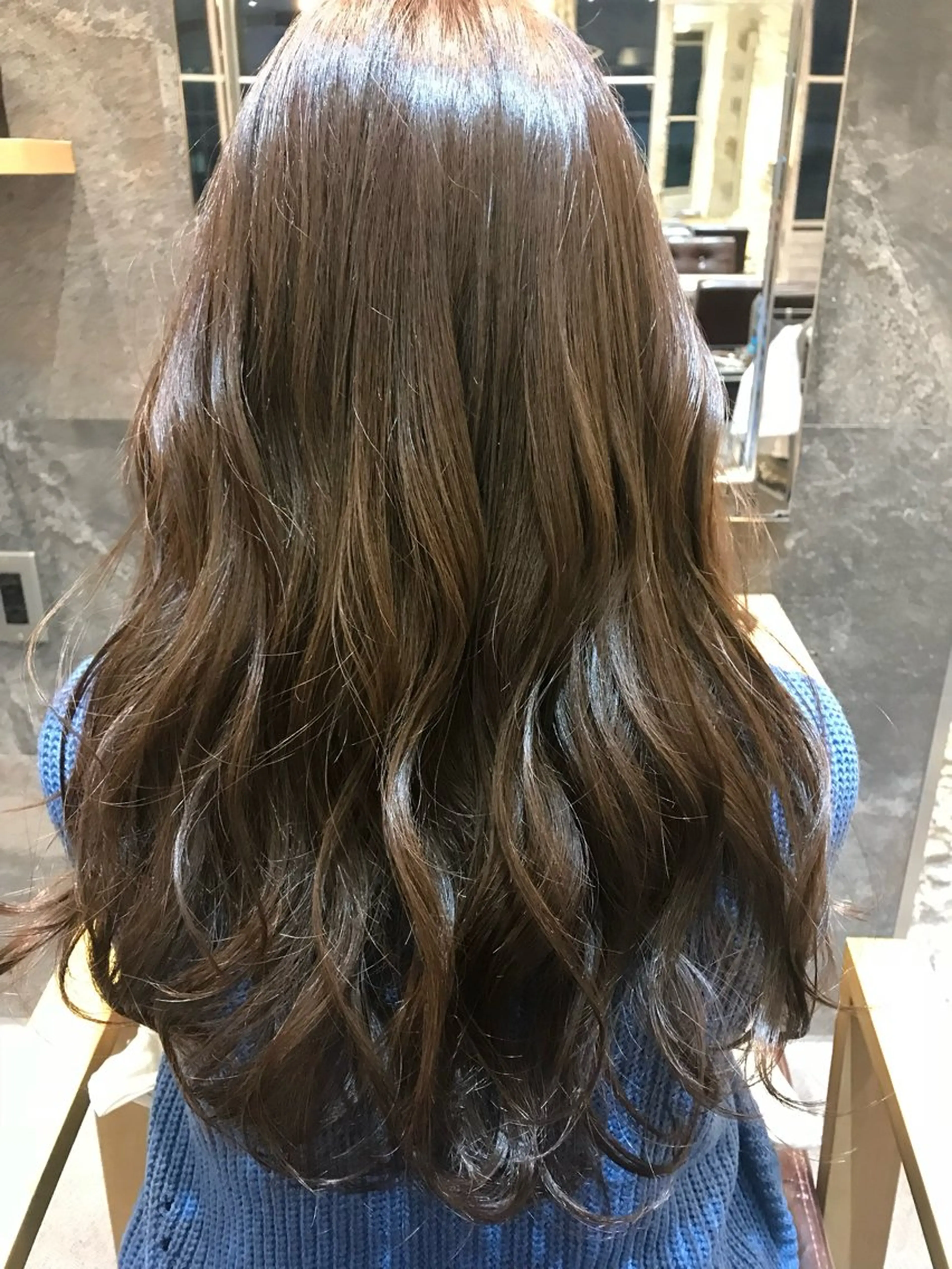 ロング カラー AUBE hair ales福岡平尾店所属・塚本 昂のヘアスタイル