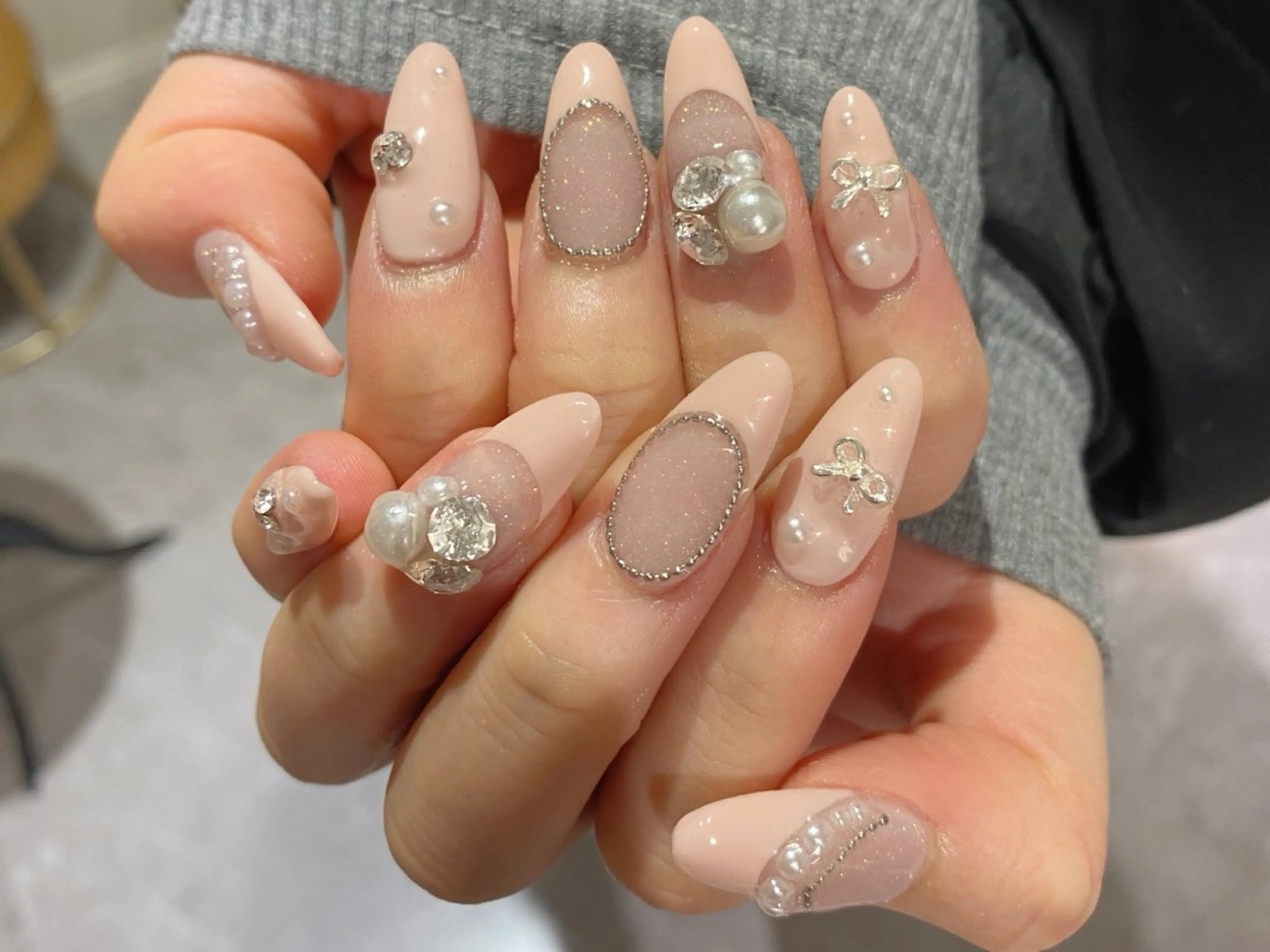 セミロング ハンドネイル Nail  R💫 naoのネイルデザイン