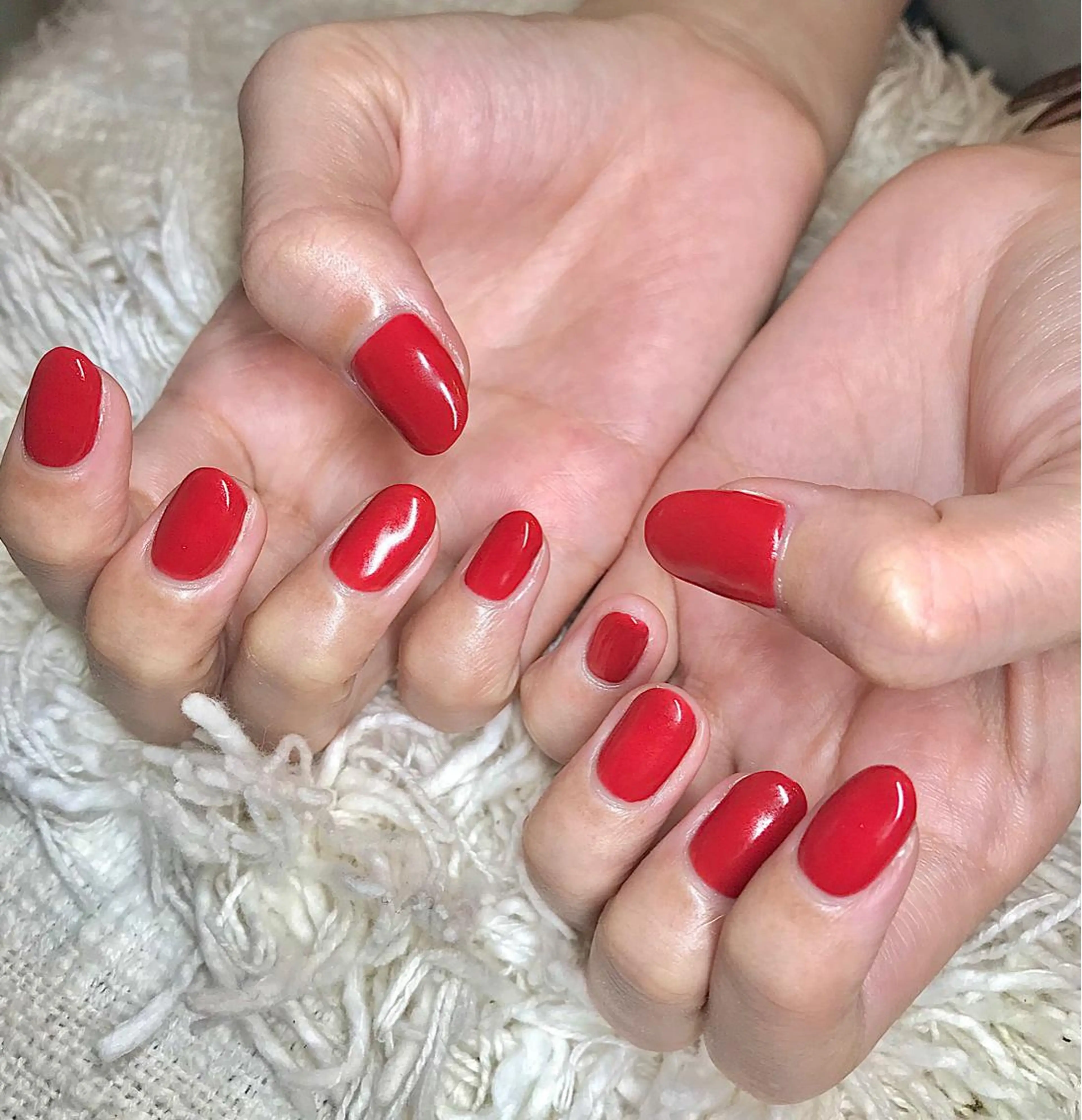 ミディアム カラー パーマ ヘアアレンジ ネイル マツエク・マツパ レッドカラー テラコッタ 赤色 ハンドネイル ハンドケア nail&eye Aoのマツエク・マツパデザイン