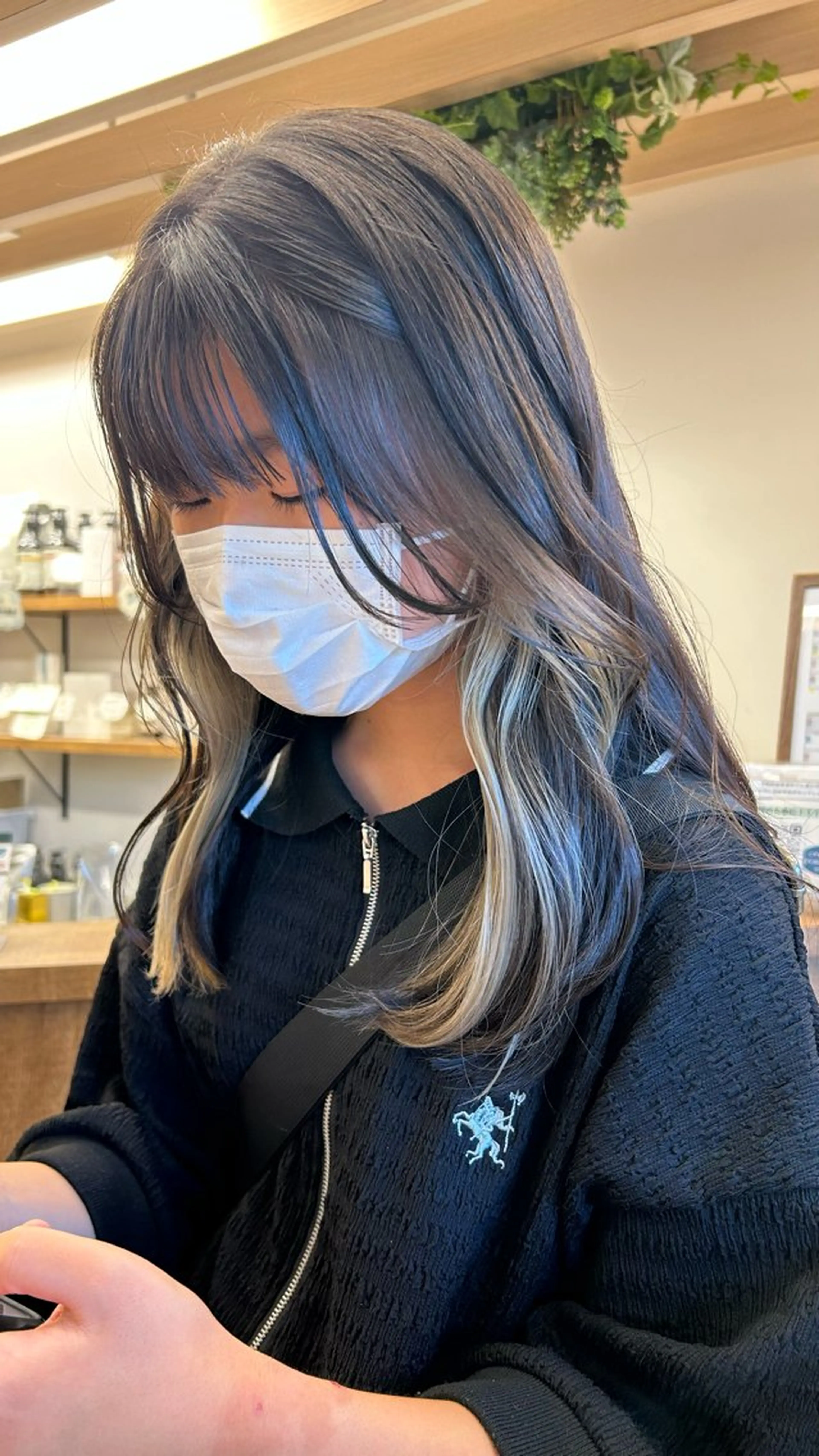 【ポイントで可愛く🏳️‍⚧️】 ブリーチインナーカラー💭の写真