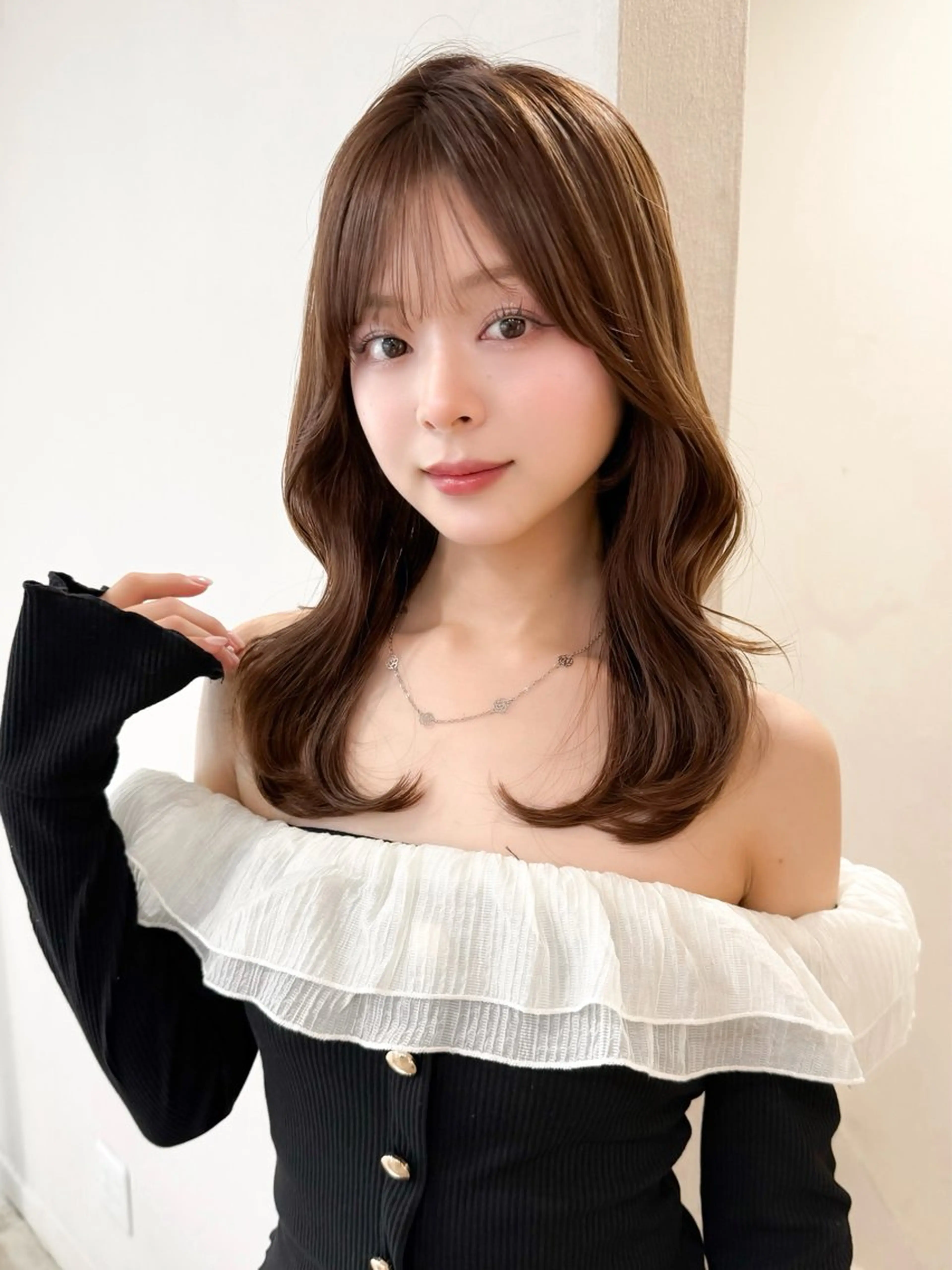 ミディアム カラー ミディアム/顔周り/ ベージュ🌼mayuのヘアスタイル