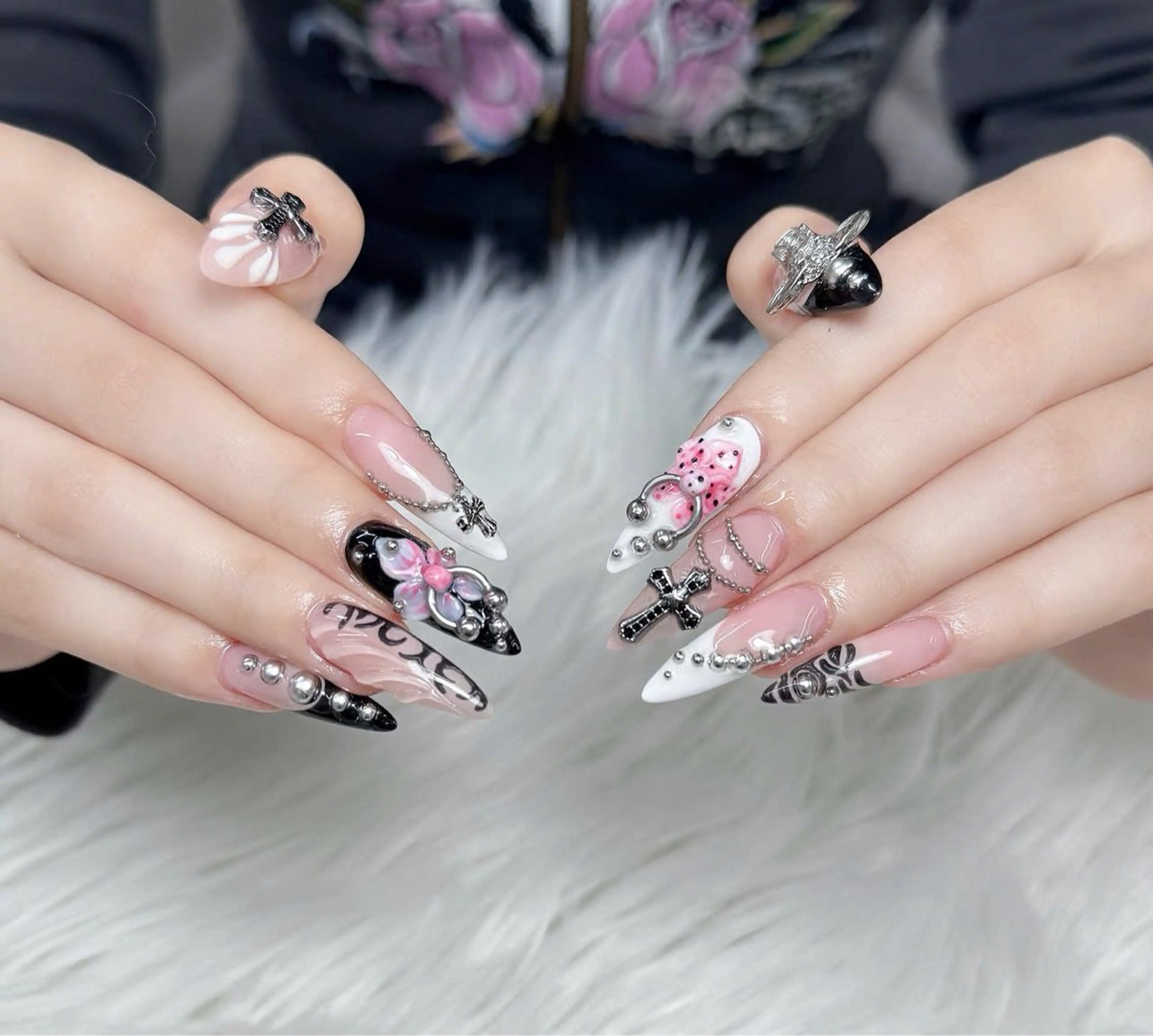 ネイル ハンドネイル ハンドケア 🌸Hana 🌸のネイルデザイン