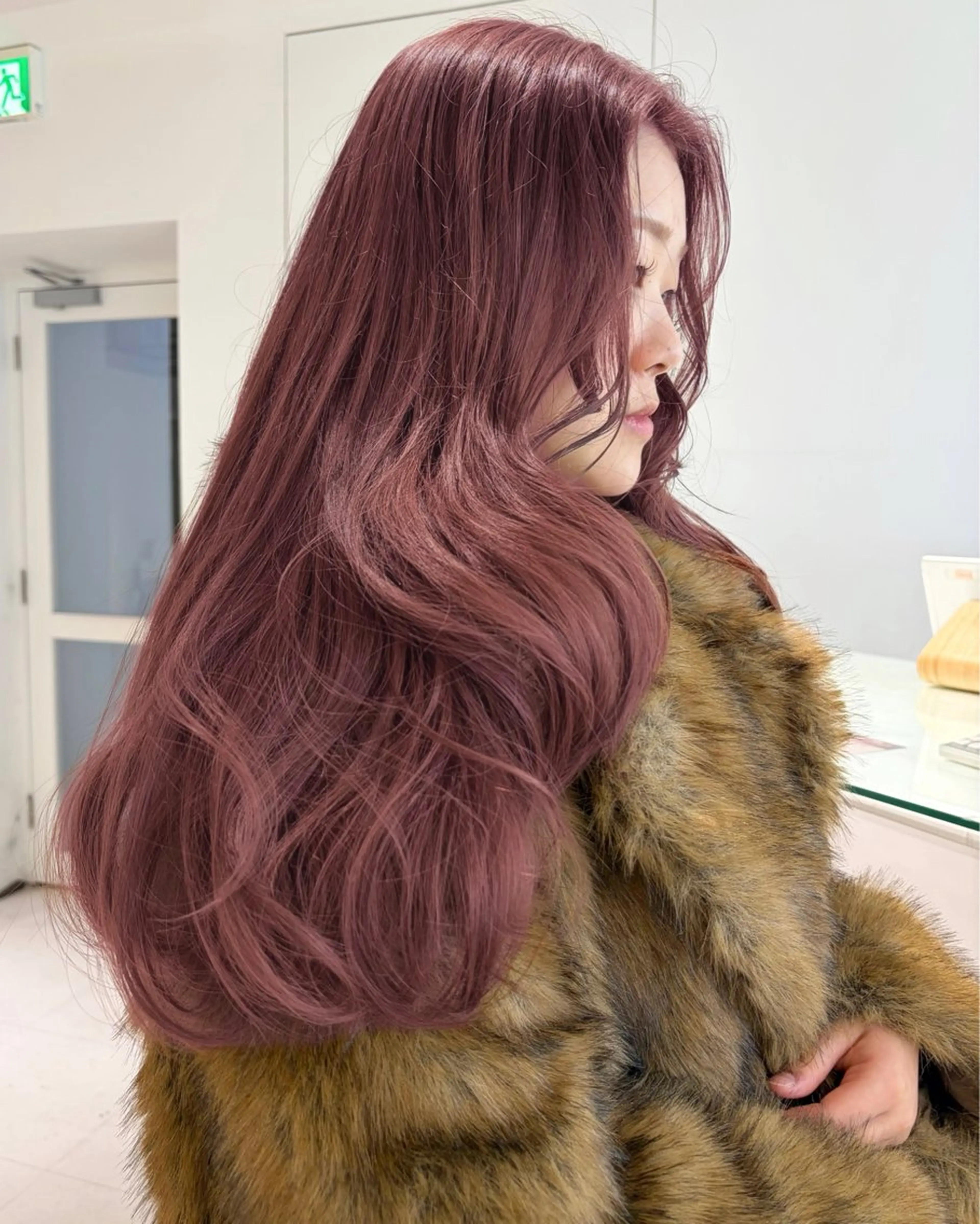 ロング ヘアカラー haruko🎀⌇ レイヤーカットのヘアスタイル