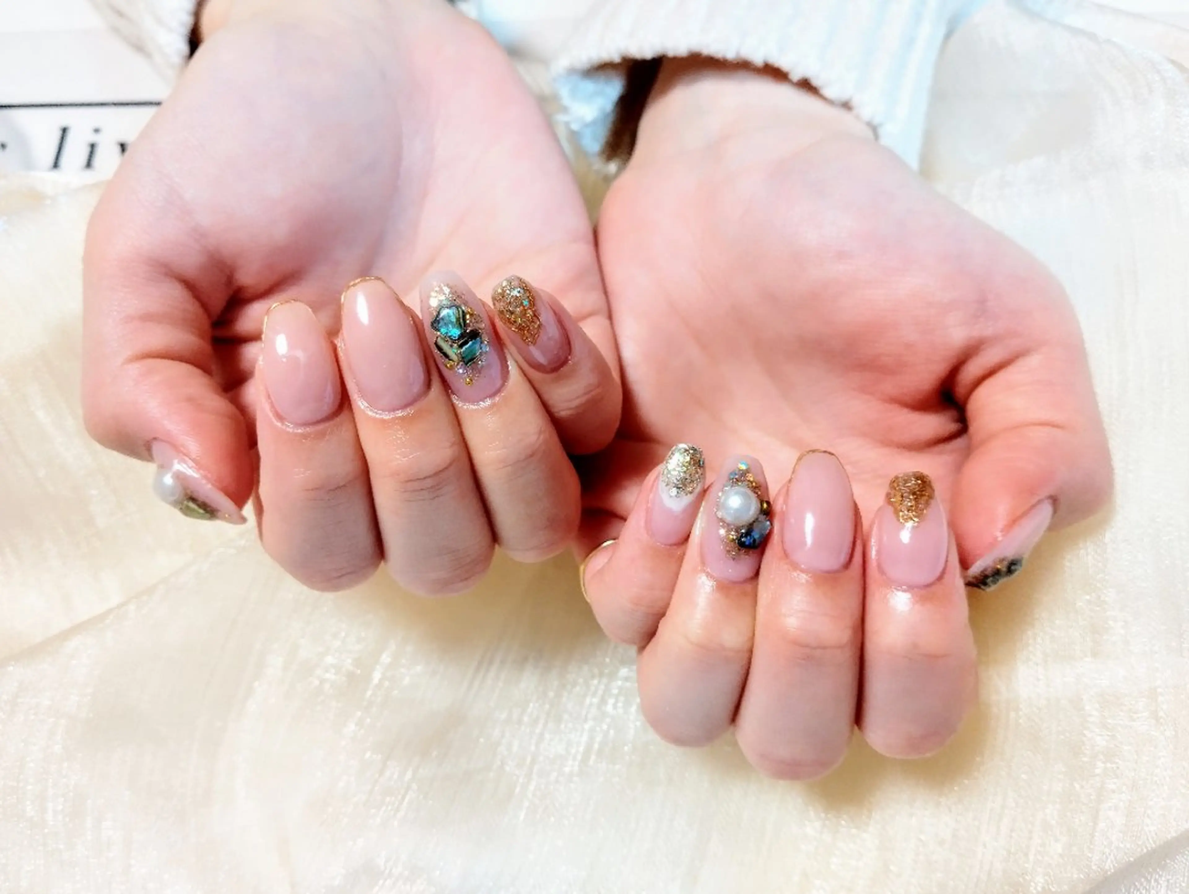 ネイル 持ち込み ハンドネイル ハンドケア ＤI'A ネイルサロンのネイルデザイン