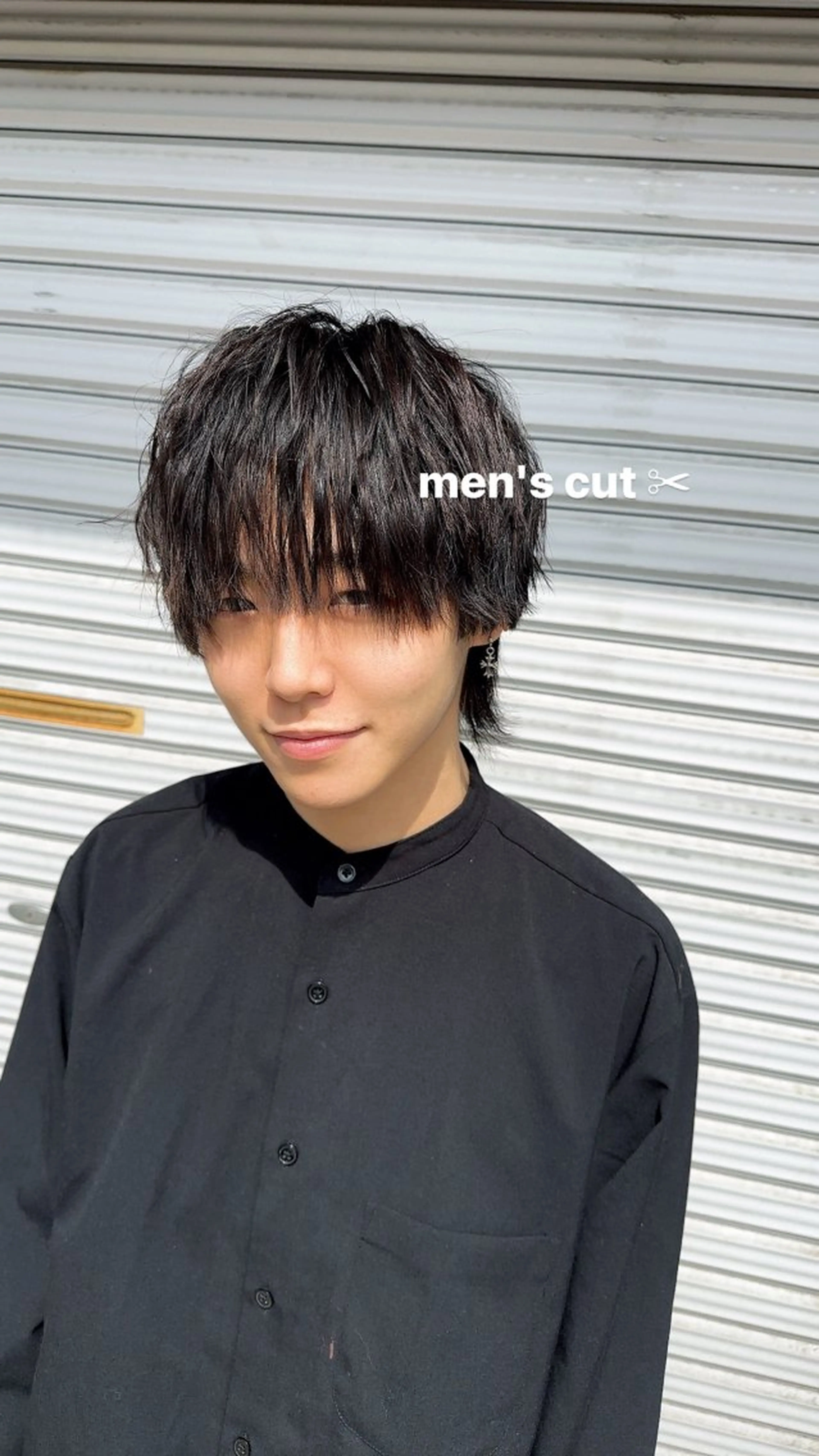 メンズ マッシュウルフ マッシュ 波巻きパーマ メンズウルフカット ウルフカット LUAU Ao所属・luau ao cahoのヘアスタイル