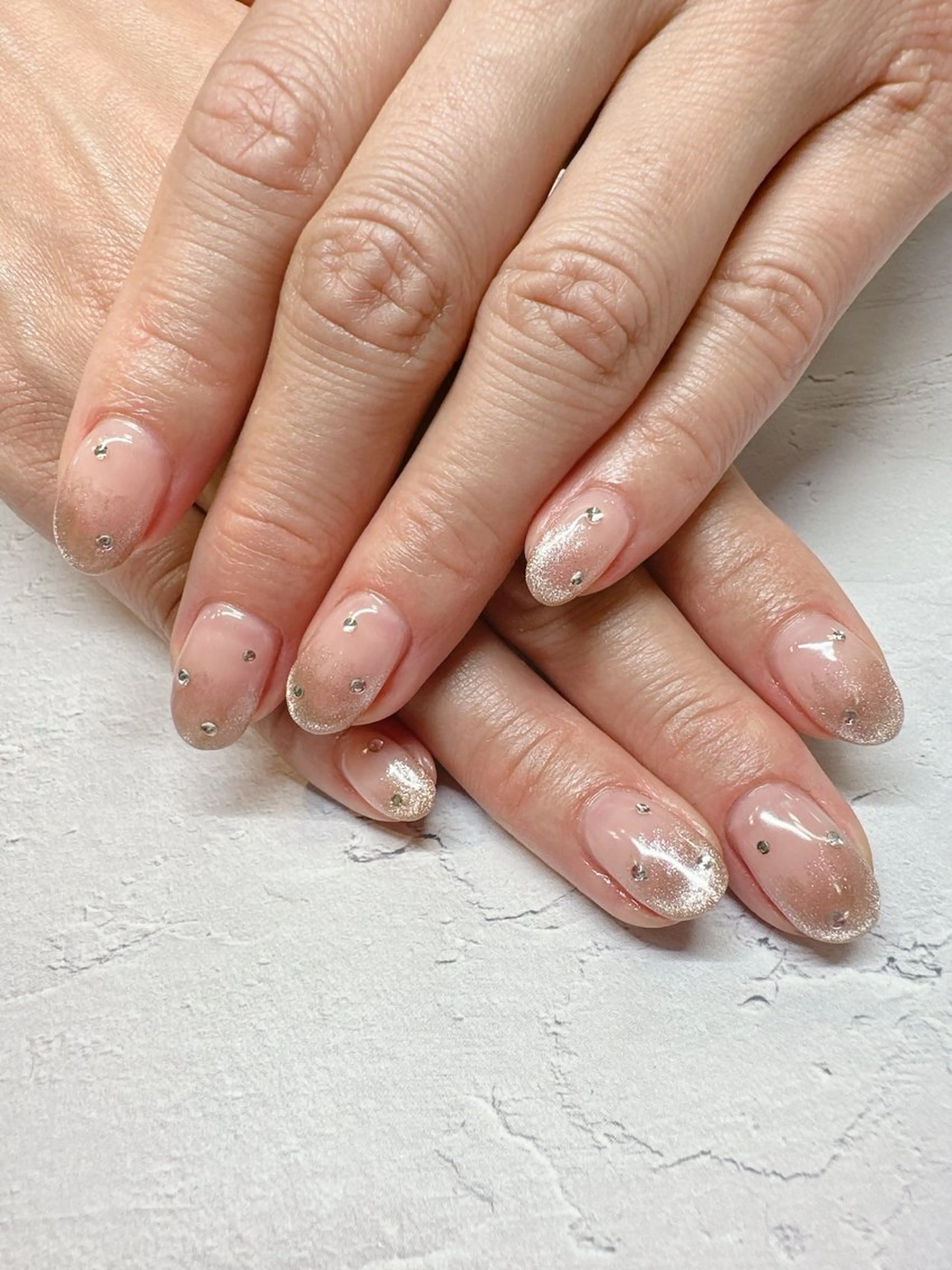 ネイル グラデーション マグネットネイル ハンドネイル nailist SATO【銀座】のネイルデザイン