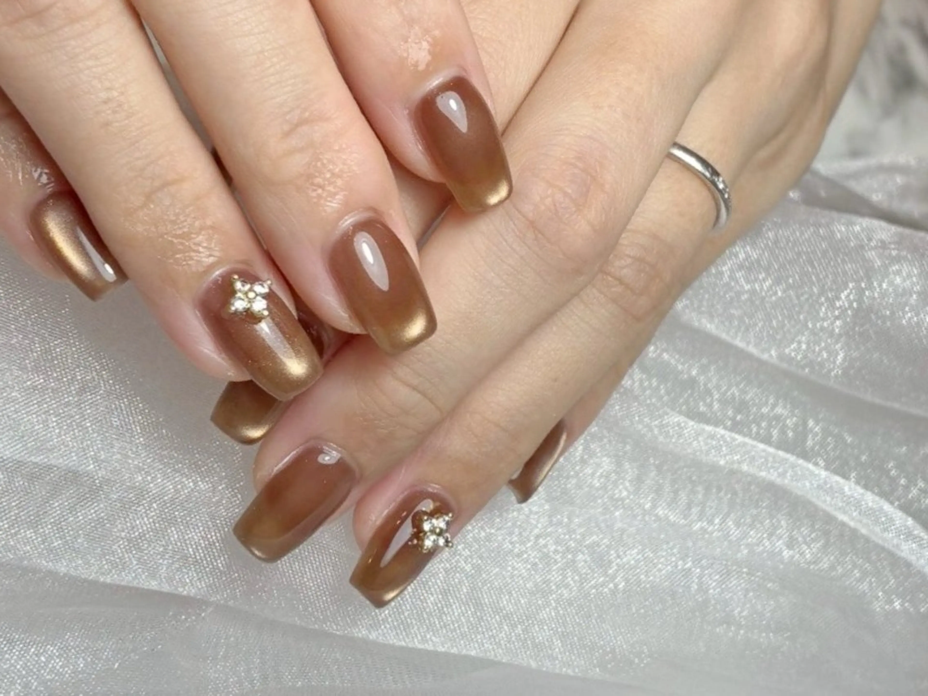 ネイル ハンドネイル Mia nail 【⠀ミアネイル 】のネイルデザイン