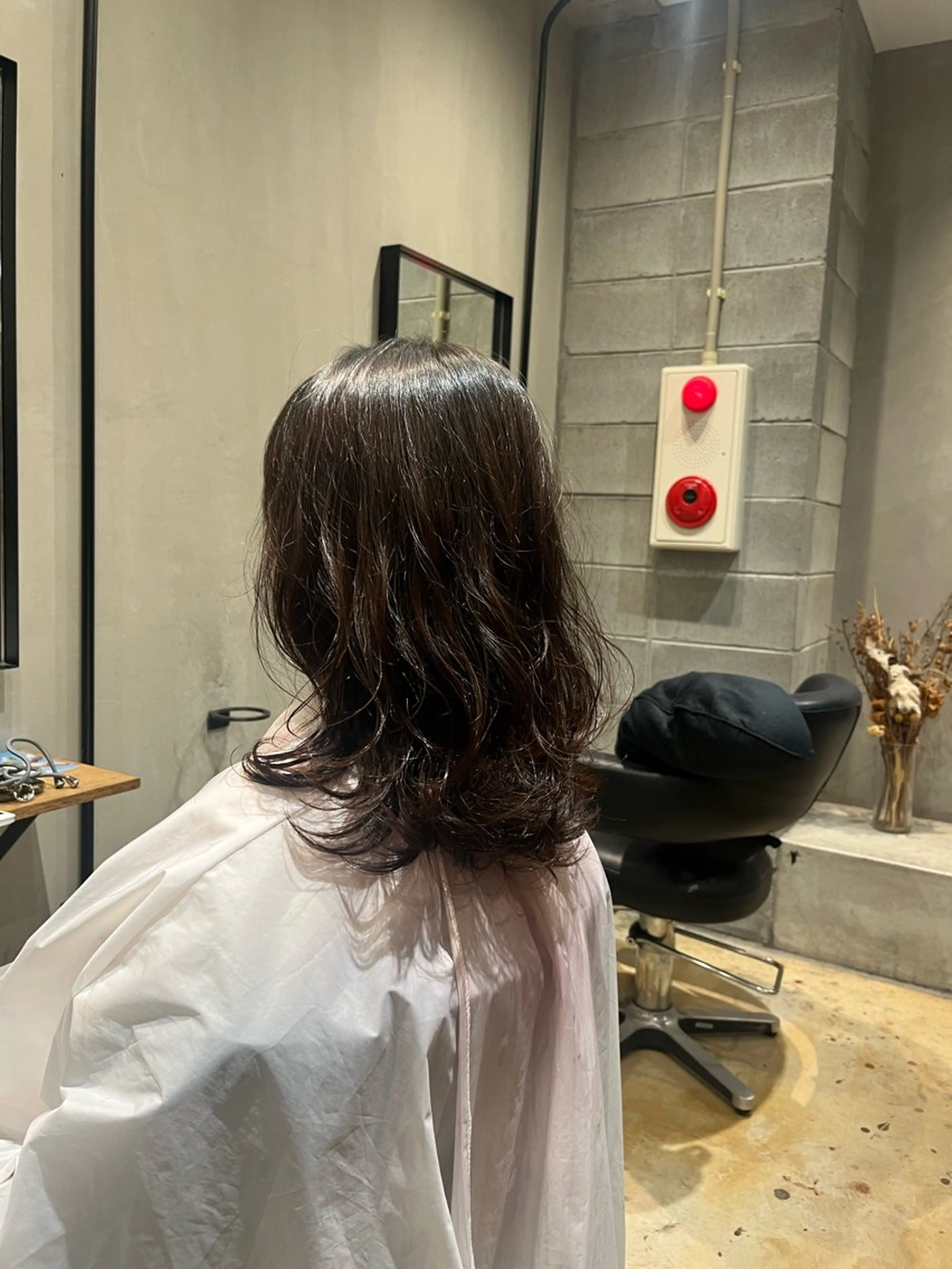 パーマ デジタルパーマ こまつばらみお/レイ ヤー/ダブルカラーのヘアスタイル