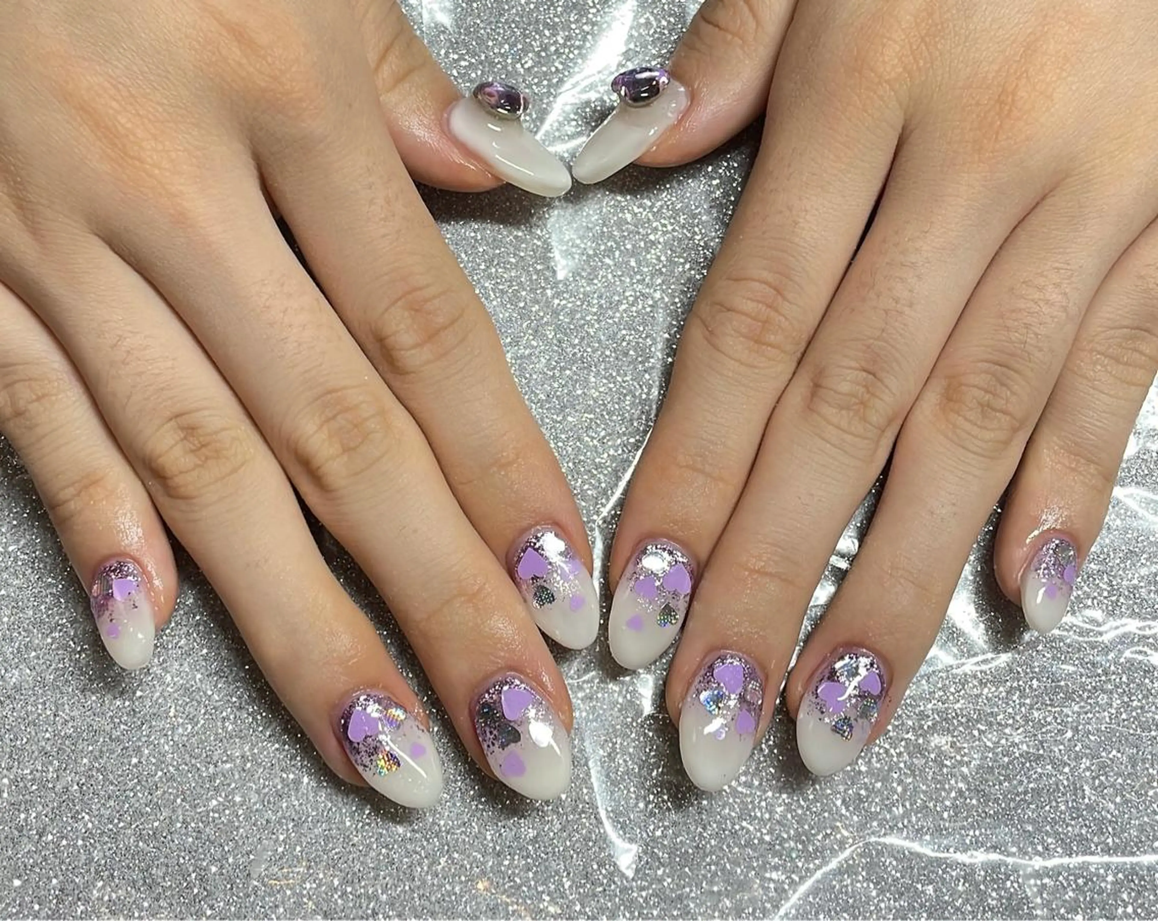 ネイル ハンドネイル VIERU 🌈🎀💖のネイルデザイン