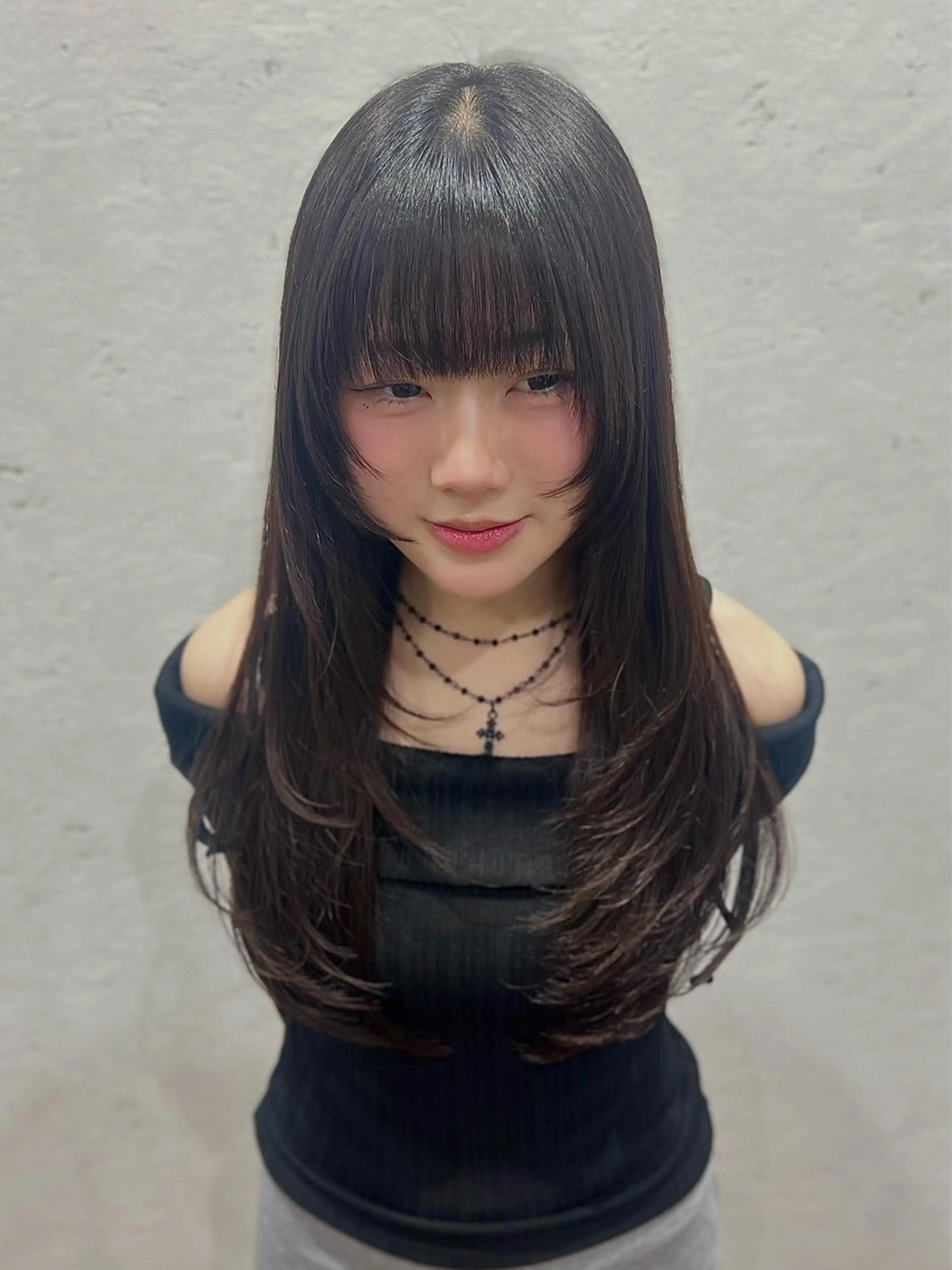 ロング ハッシュカット 髪質改善 縮毛矯正 トリートメント カット トリートメント Rounds by LIEN 錦糸町所属・ナチュラルカラー 錦糸町【三橋衿奈】のヘアスタイル