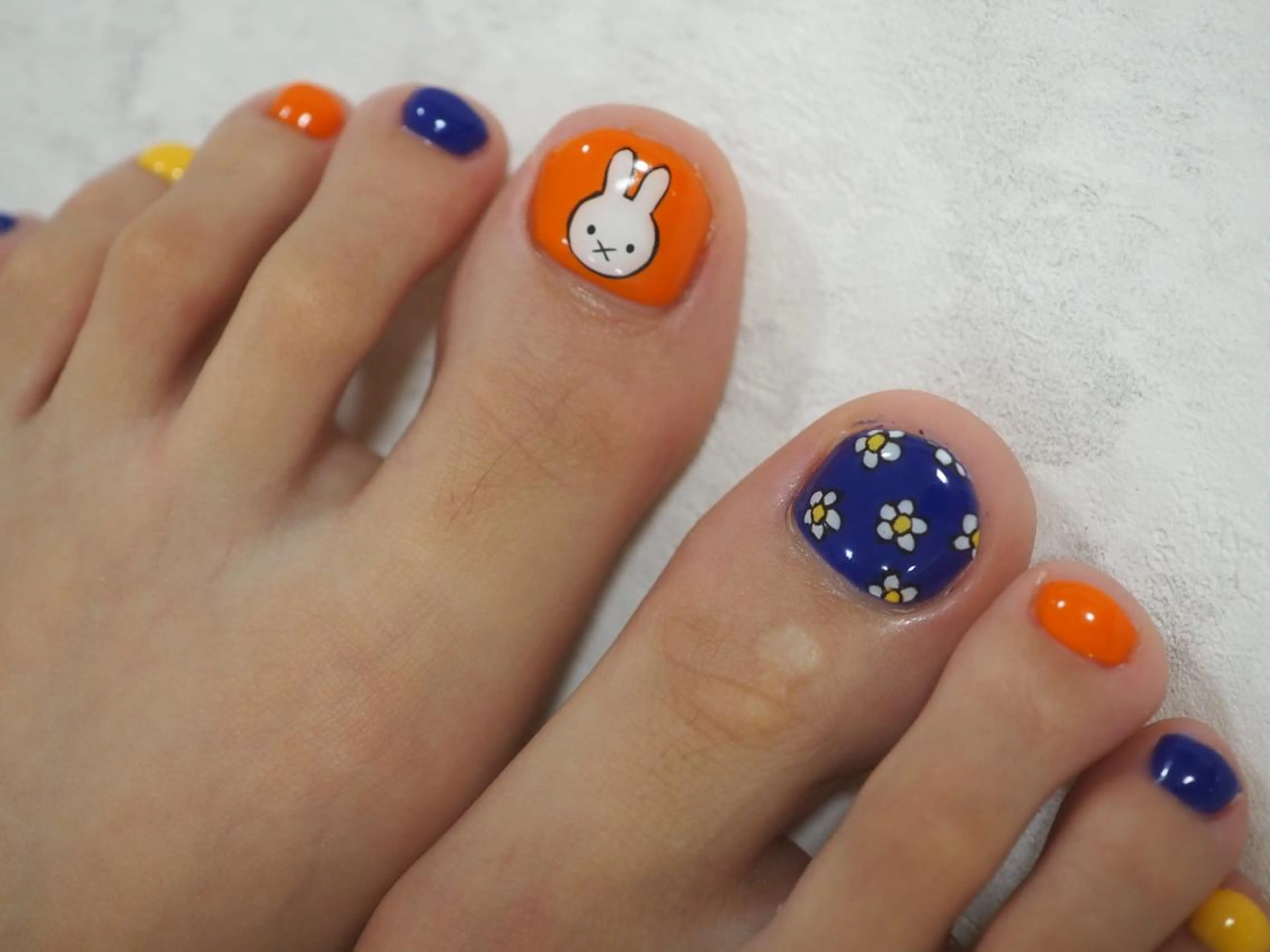 ネイル LoLo nail kのネイルデザイン