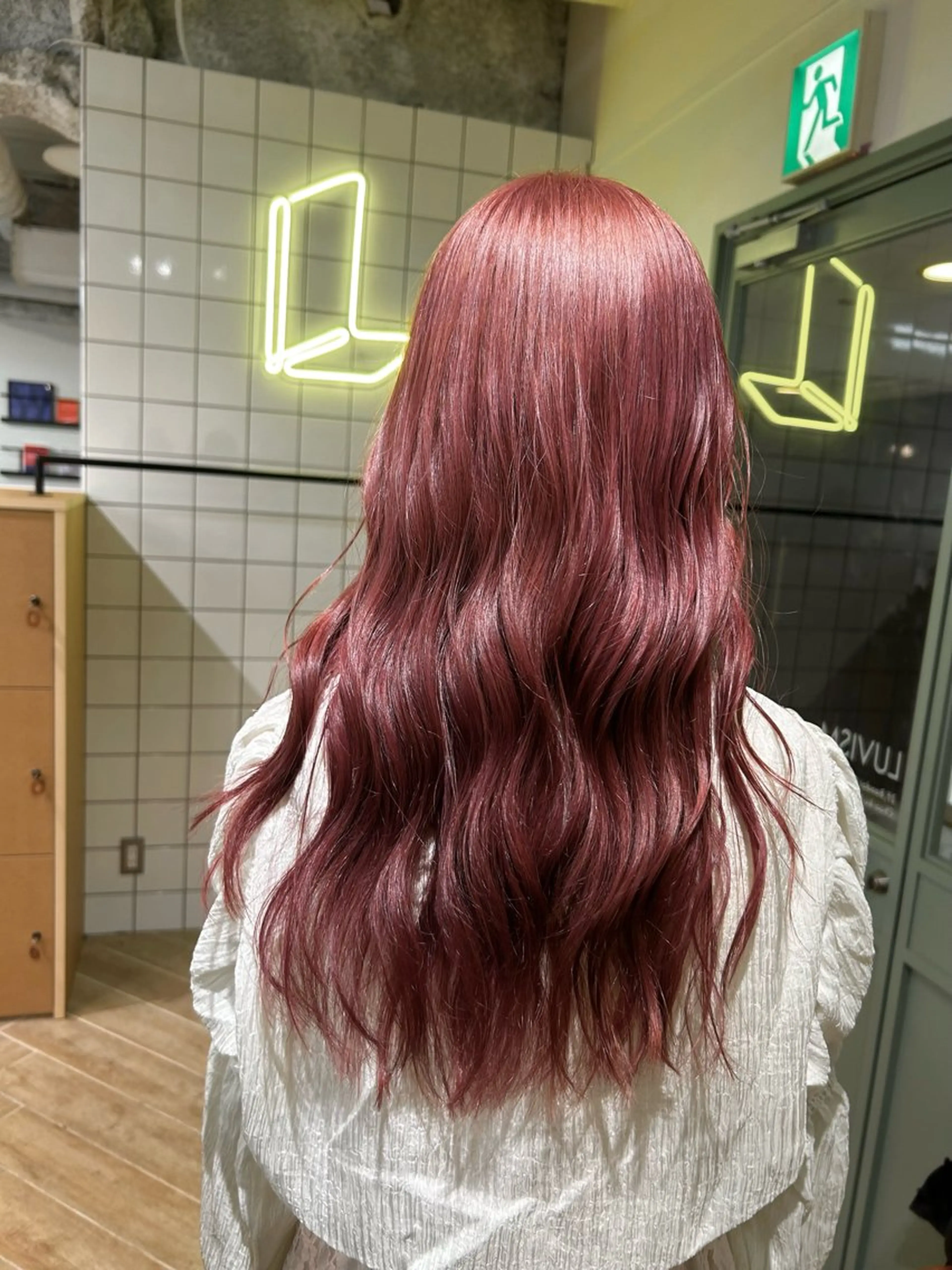 カラー ヘアカラー トリートメント ベージュ/ダブルカラ ー/新潟駅/青柳萌果のヘアスタイル