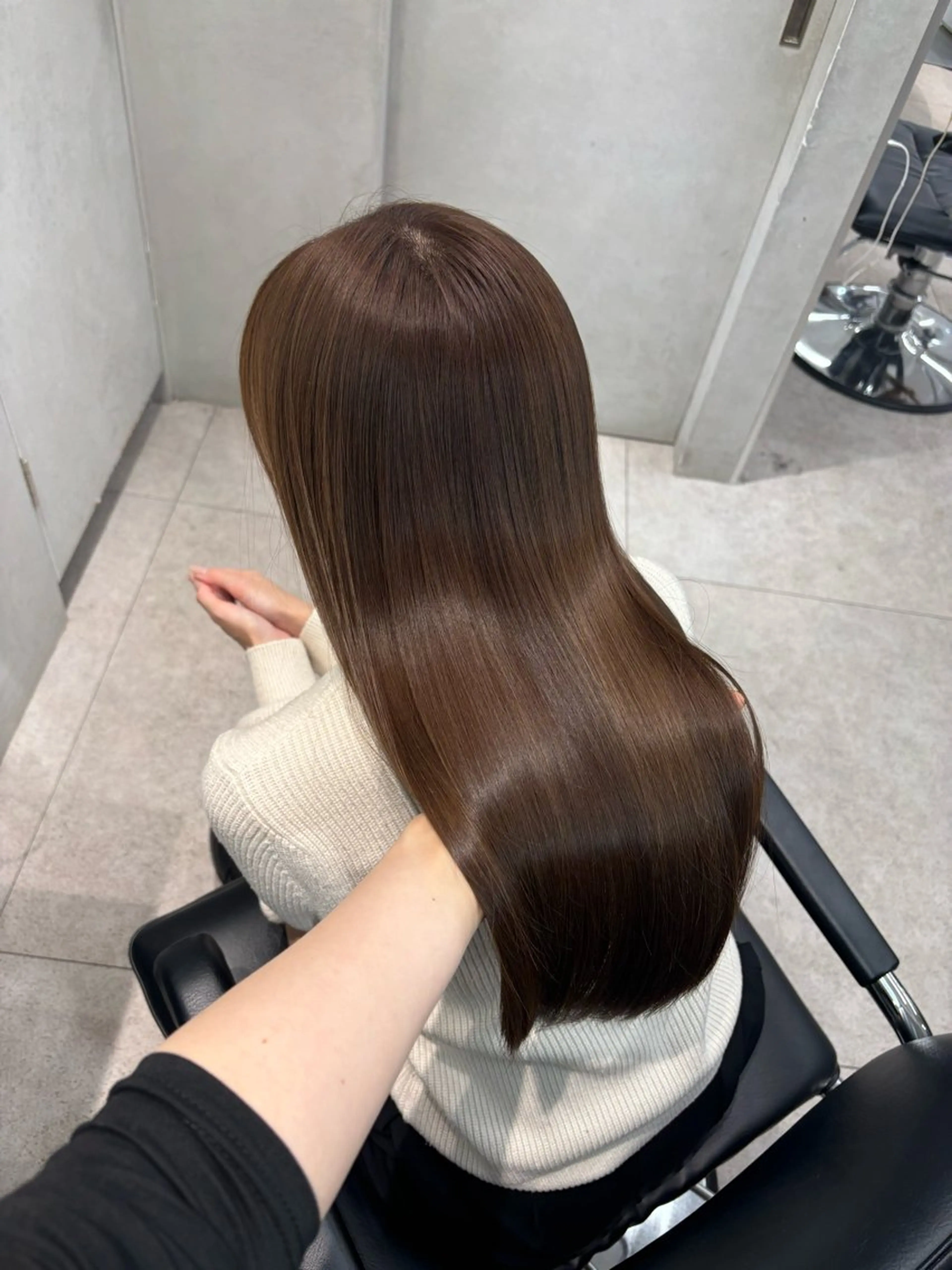 セミロング emi 韓国ワンホンヘアのヘアスタイル