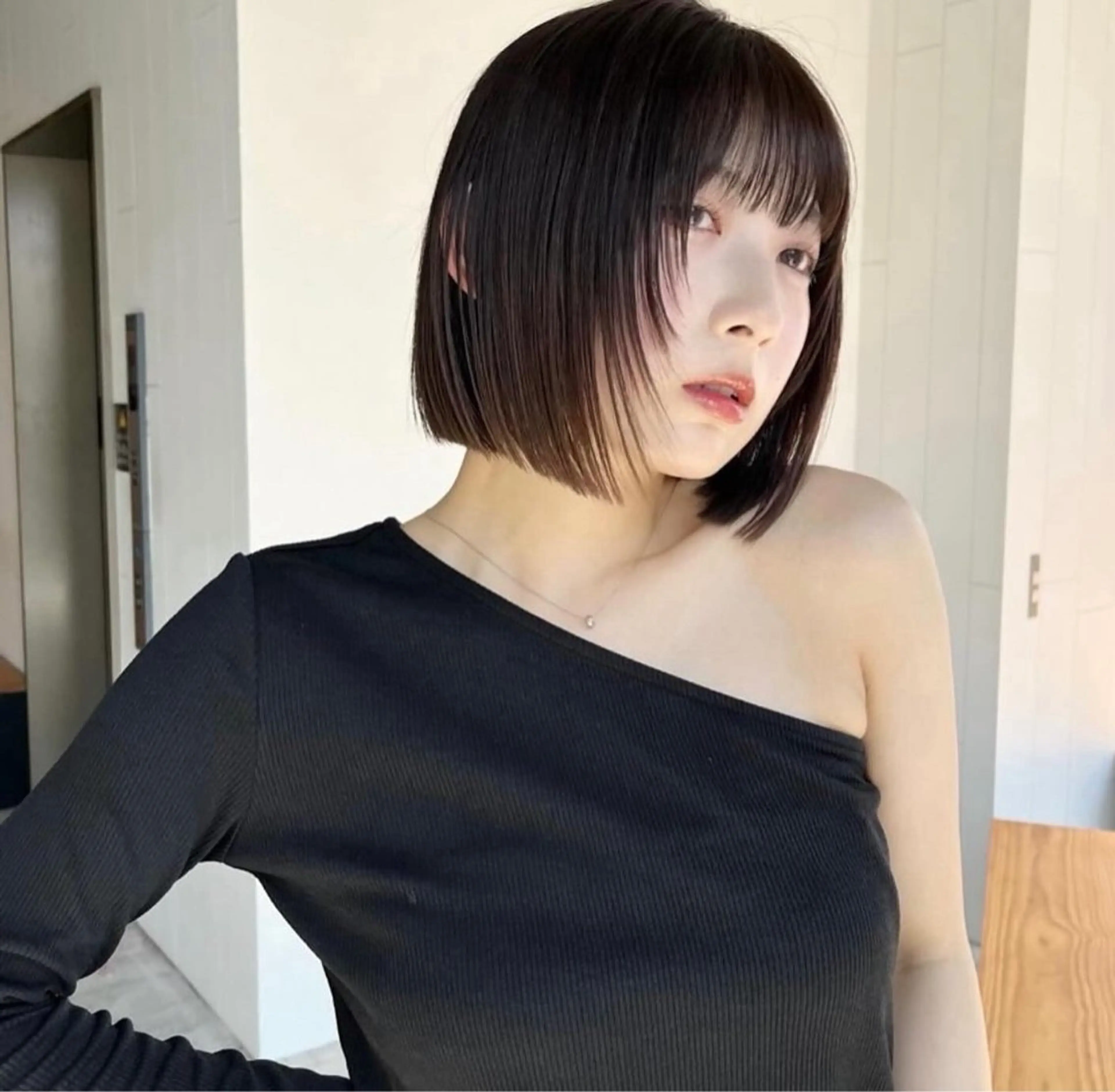 ショート 切りっぱなしボブ ボブ くびれヘア くせ毛 髪質改善 カット 縮毛矯正 トリートメント 🌹艶ボブの達人🌹 SYOHEIのヘアスタイル