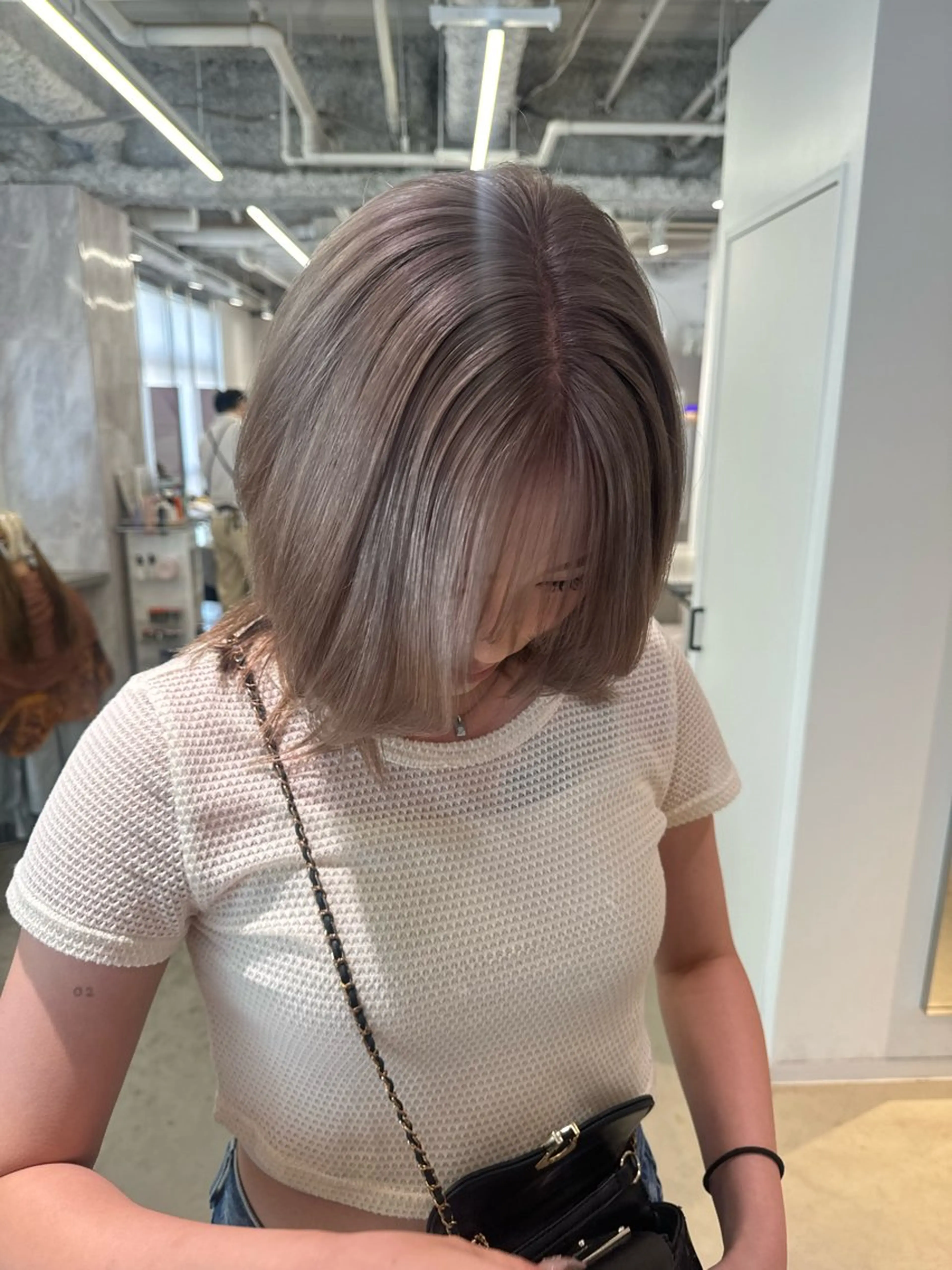 ミディアム カラー ヘアカラー トリートメント 店長　MANAMI ／ブリーチ／骨格ボブのヘアスタイル