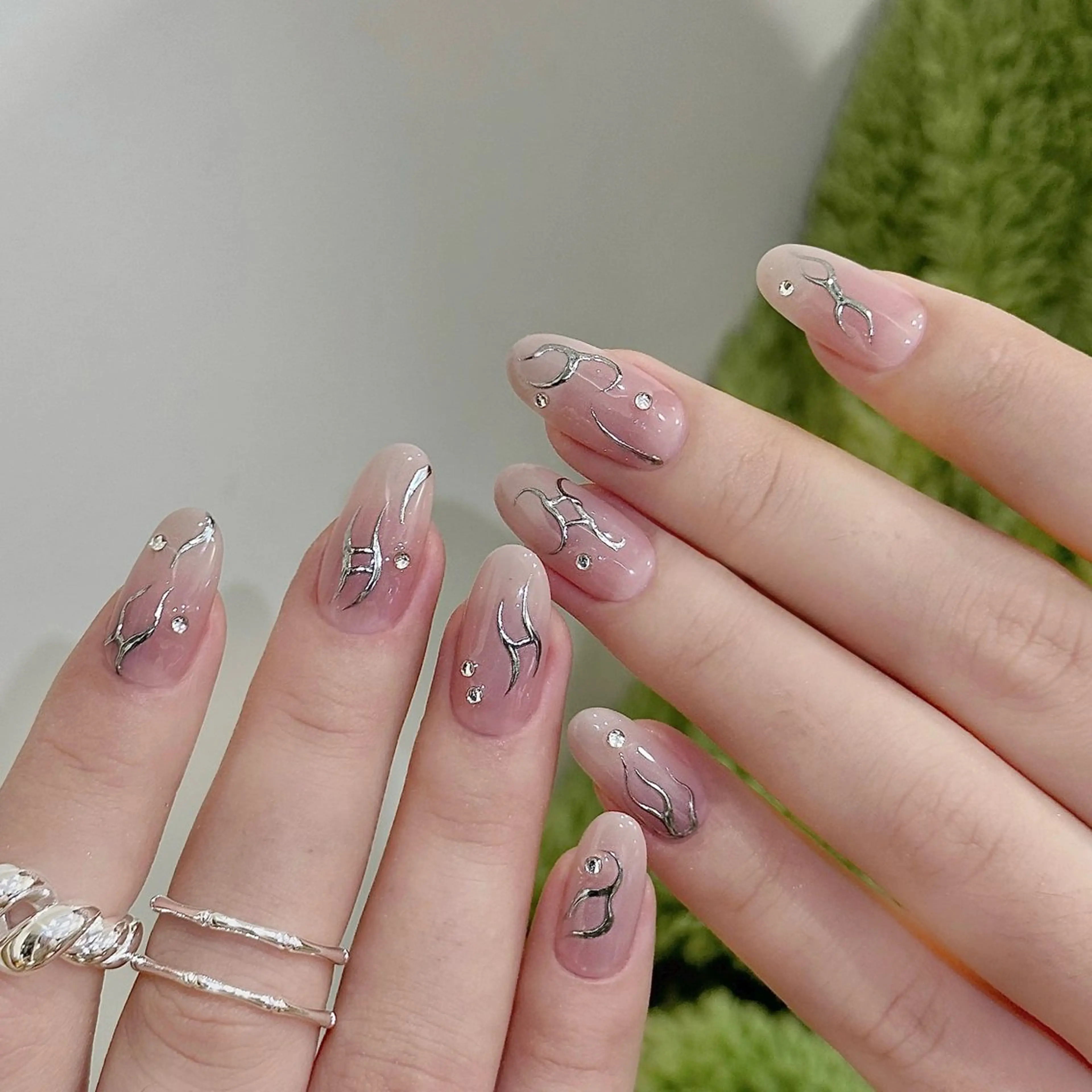 ネイル ハンドネイル Iris  Nail所属・akige akigeのネイルデザイン