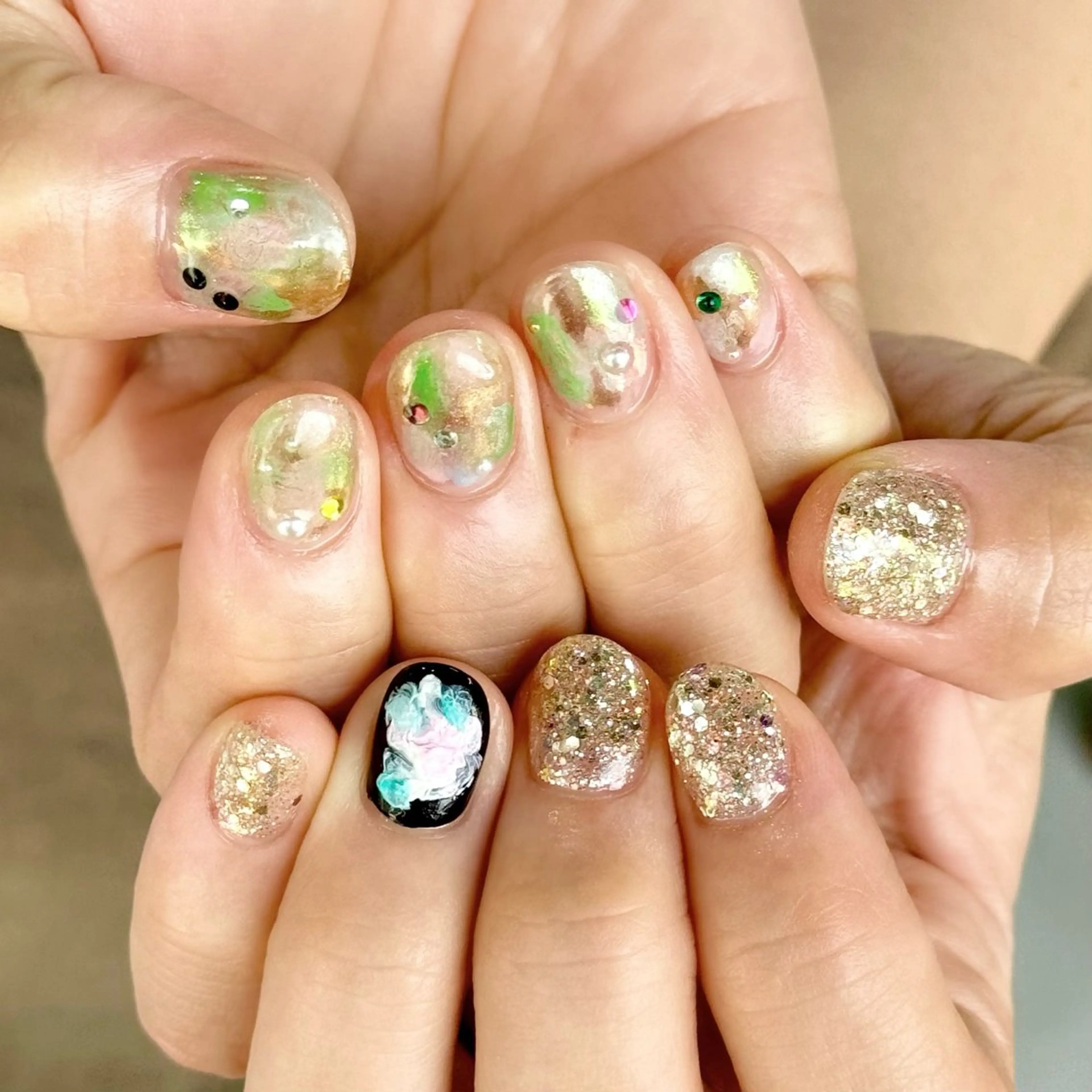 ネイル ニュアンスネイル ハンドネイル HARUKA ネイリスト福岡/薬院のネイルデザイン