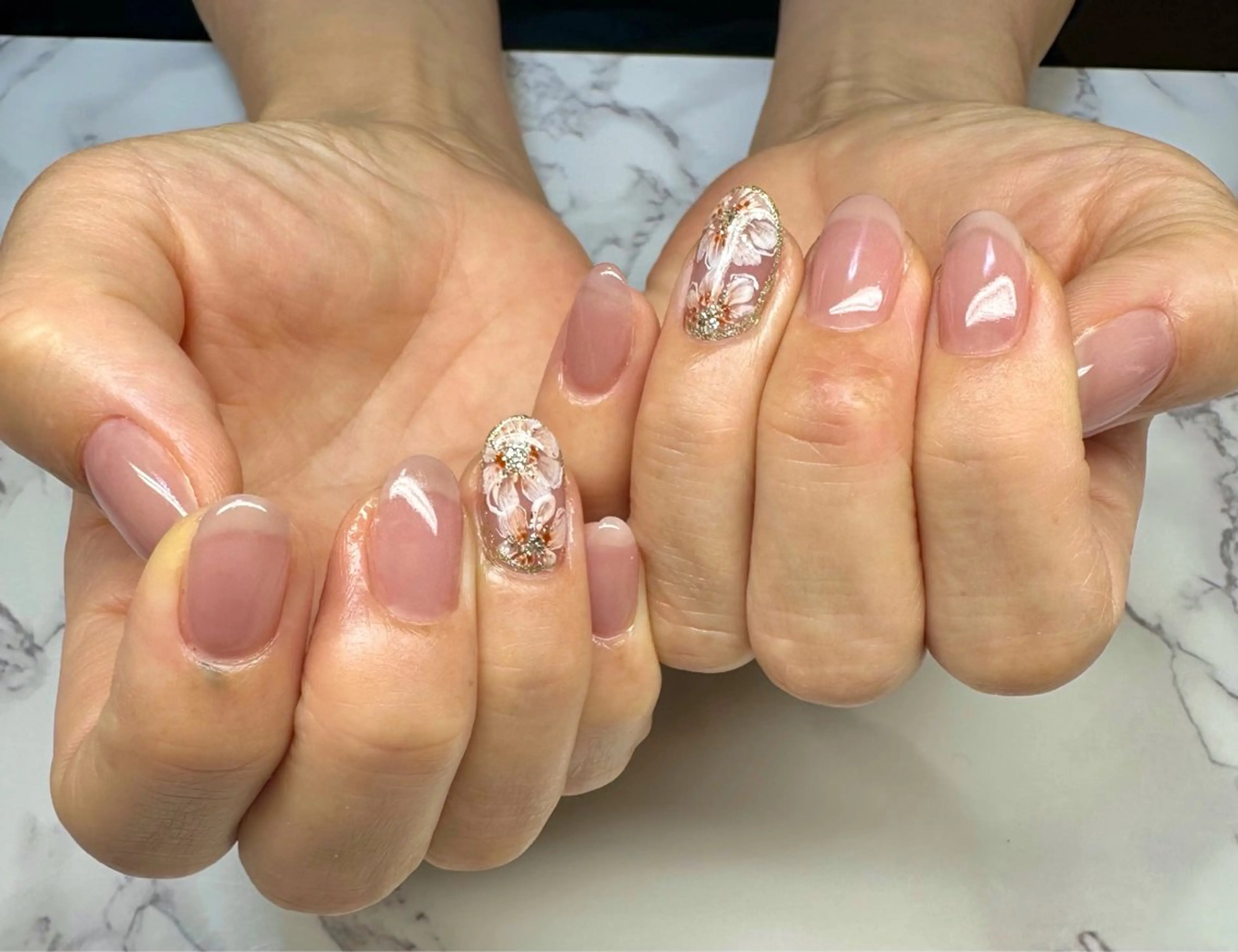 ネイル アニマル柄 フレンチネイル ハロウィン キラキラネイル マグネットネイル M.N_ nailのネイルデザイン