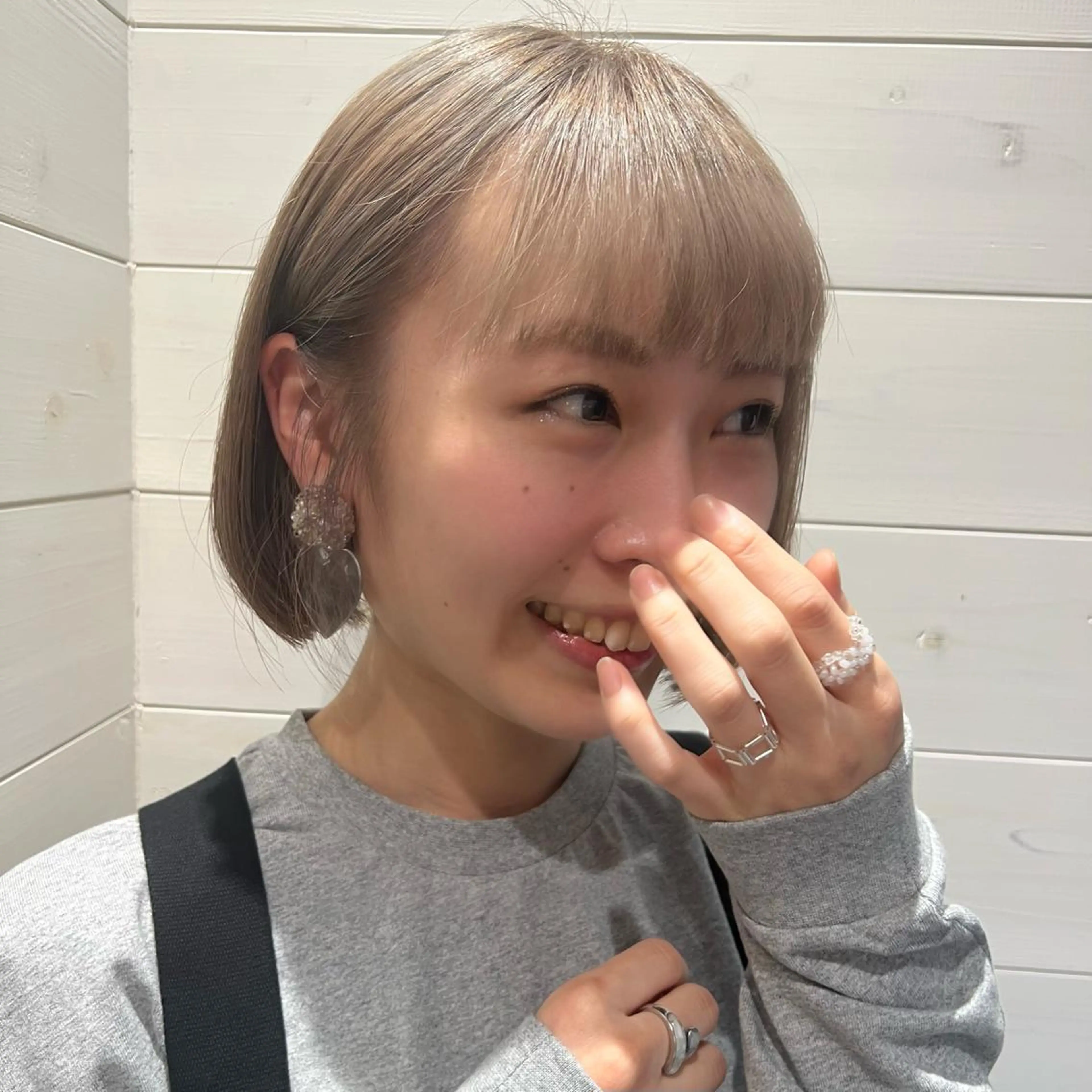 ショート カラー ベージュカラー ホワイトベージュ ボブ 🍇おぐら めぐみ🍇のヘアスタイル