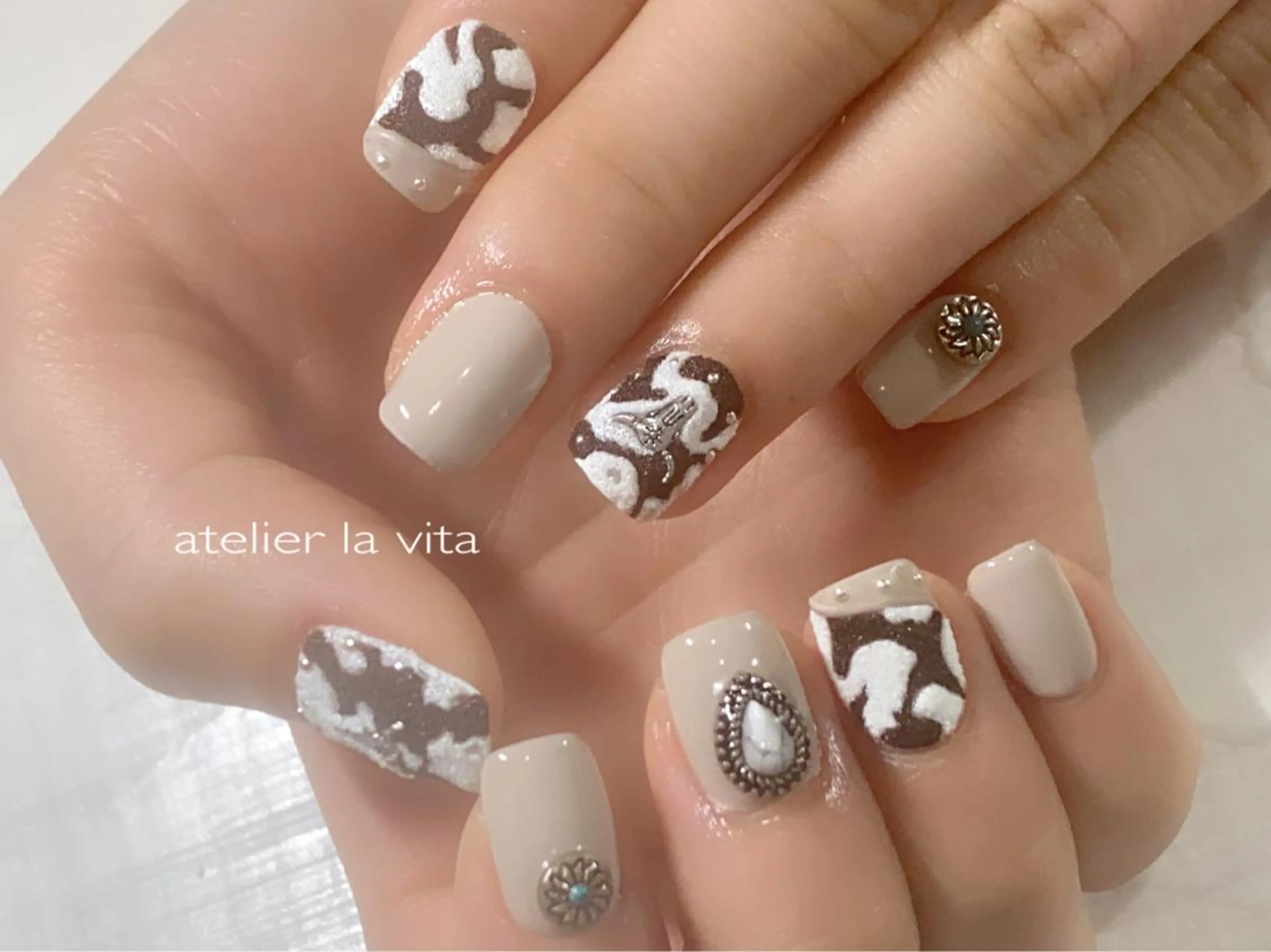 ネイル ハンドネイル atelier la vita所属・lavita. mimuraのネイルデザイン