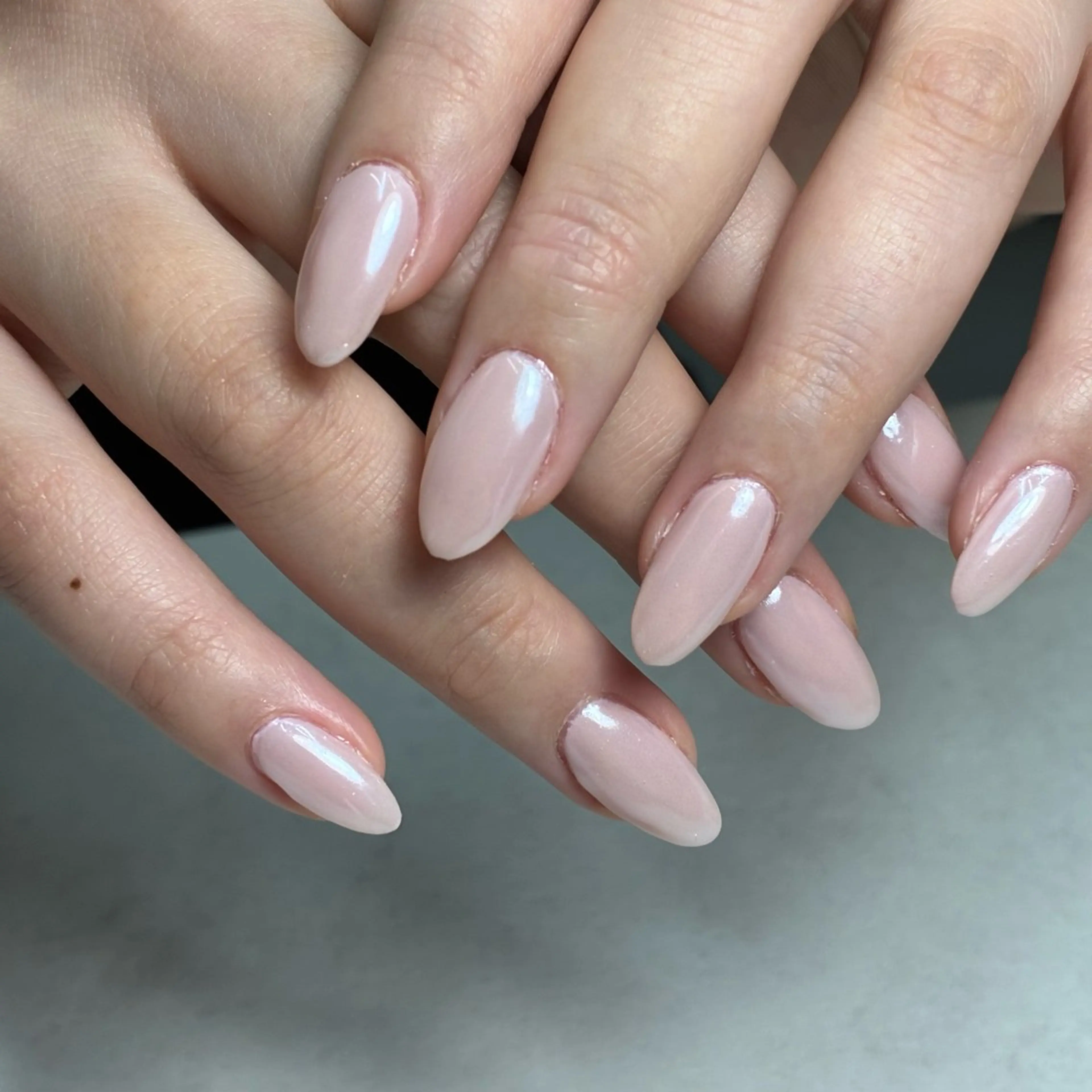 ネイル ミラーネイル ピンク ピンクベージュ ハンドネイル mumjyu所属・mumjyu MIKAのネイルデザイン