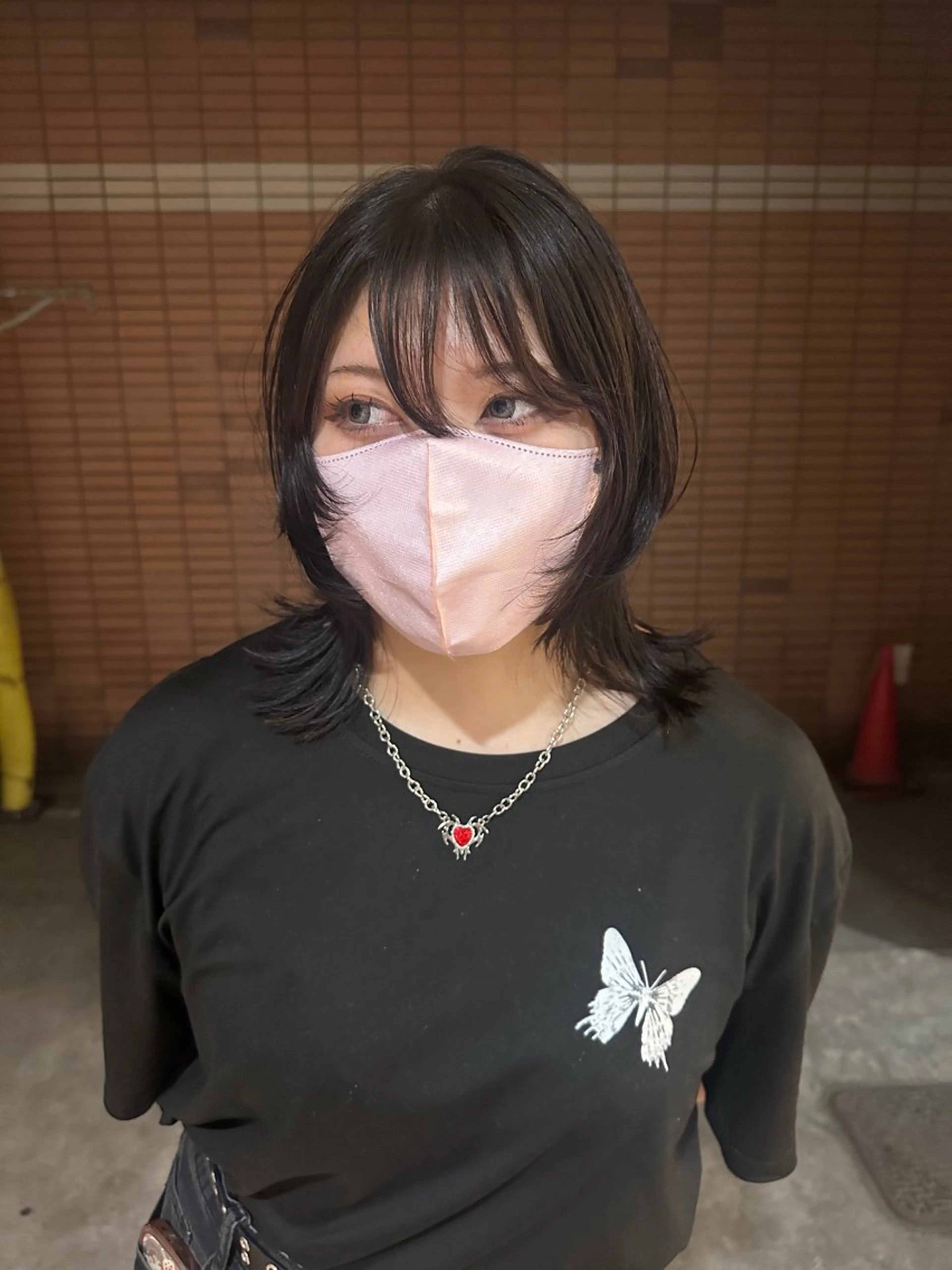 ミディアム レイヤーカット ウルフカット ウルフレイヤー behive  駅前店所属・髙橋 百花のヘアスタイル