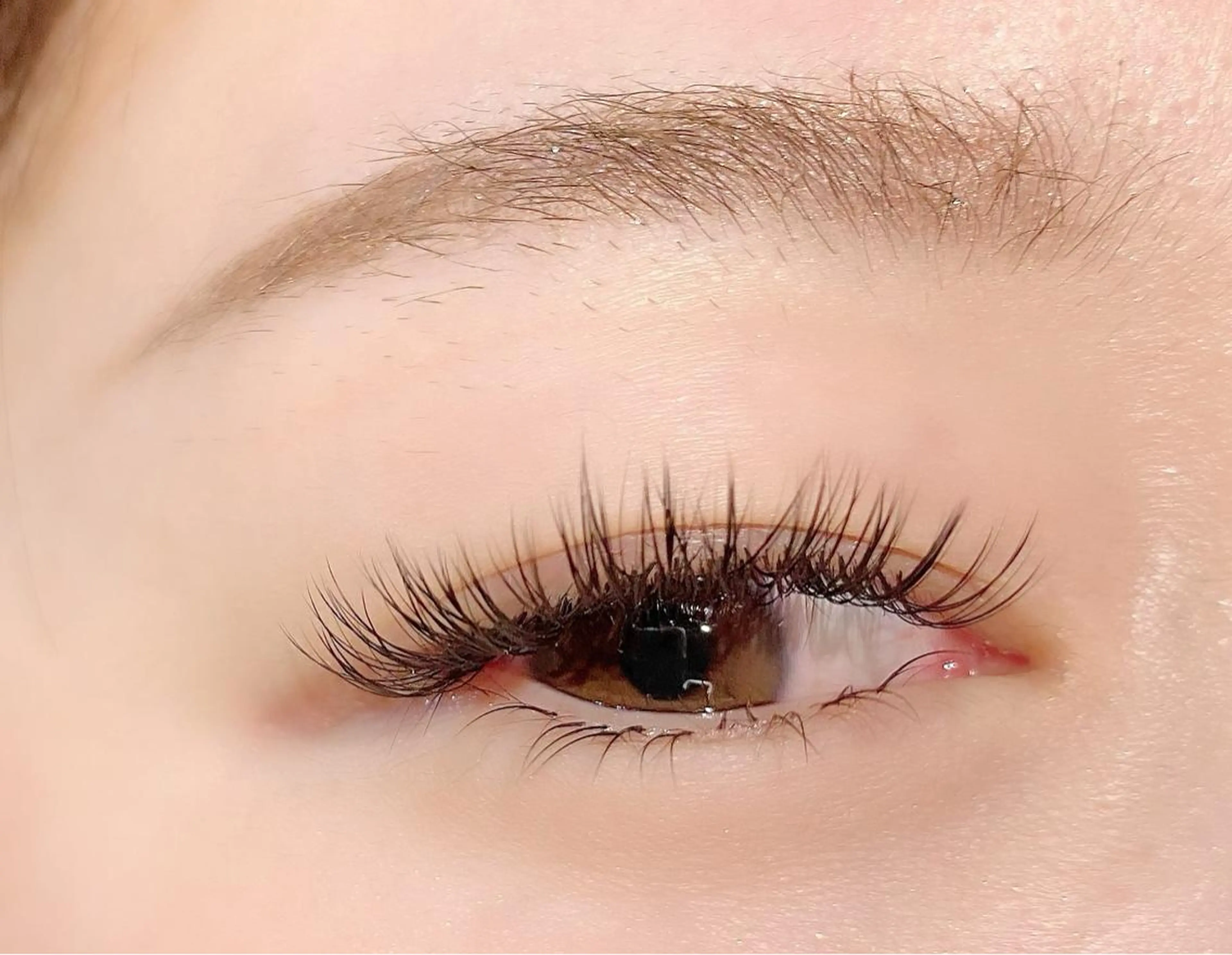 マツエク・マツパ Cカール マツエク アイデザイナー Key（ケイ）の眉毛・アイブロウイメージ