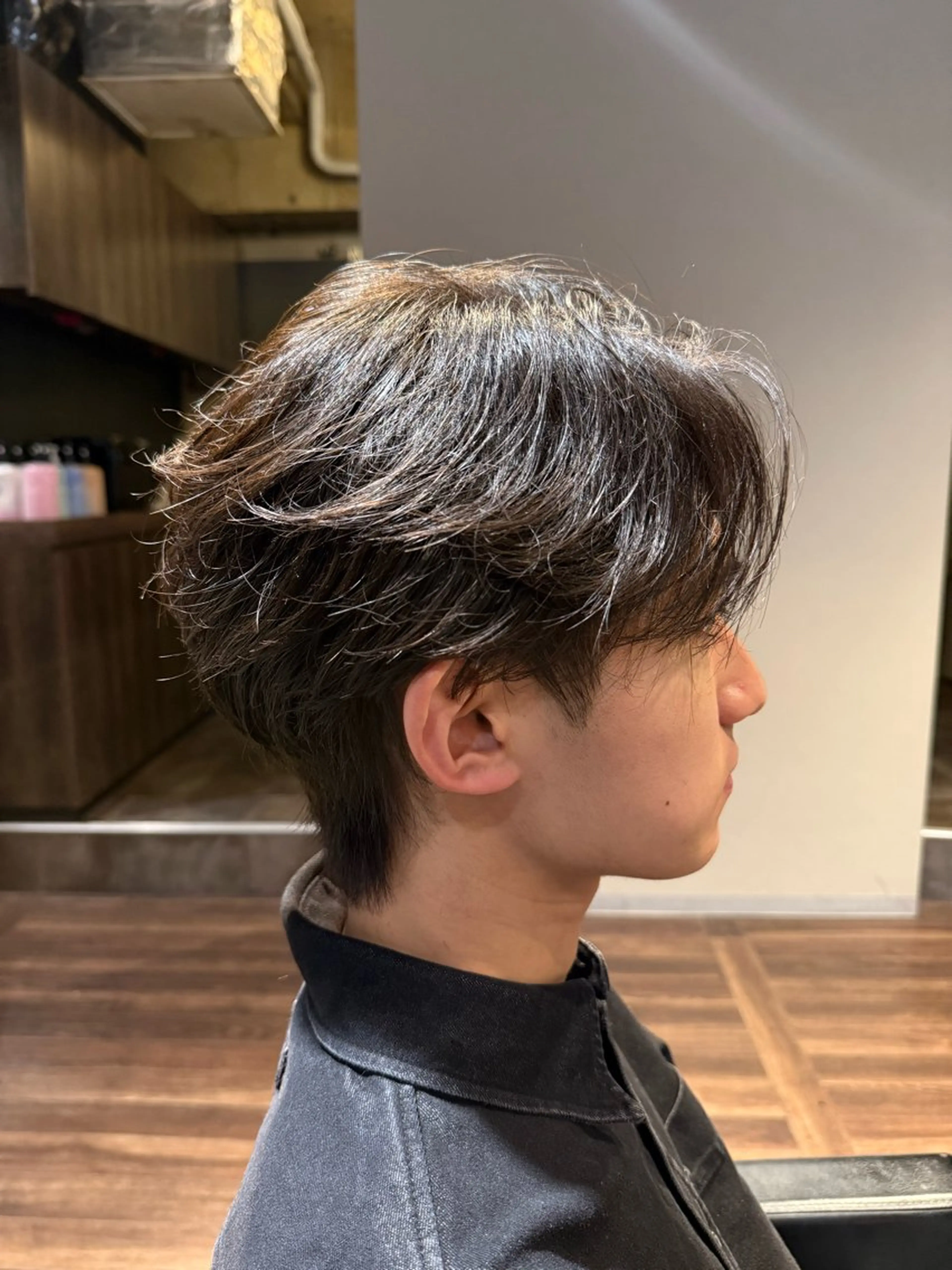 ショート パーマ メンズ センターパート フェザーパーマ メンズパーマ カット パーマ メンズ/佐藤 恒輝のヘアスタイル