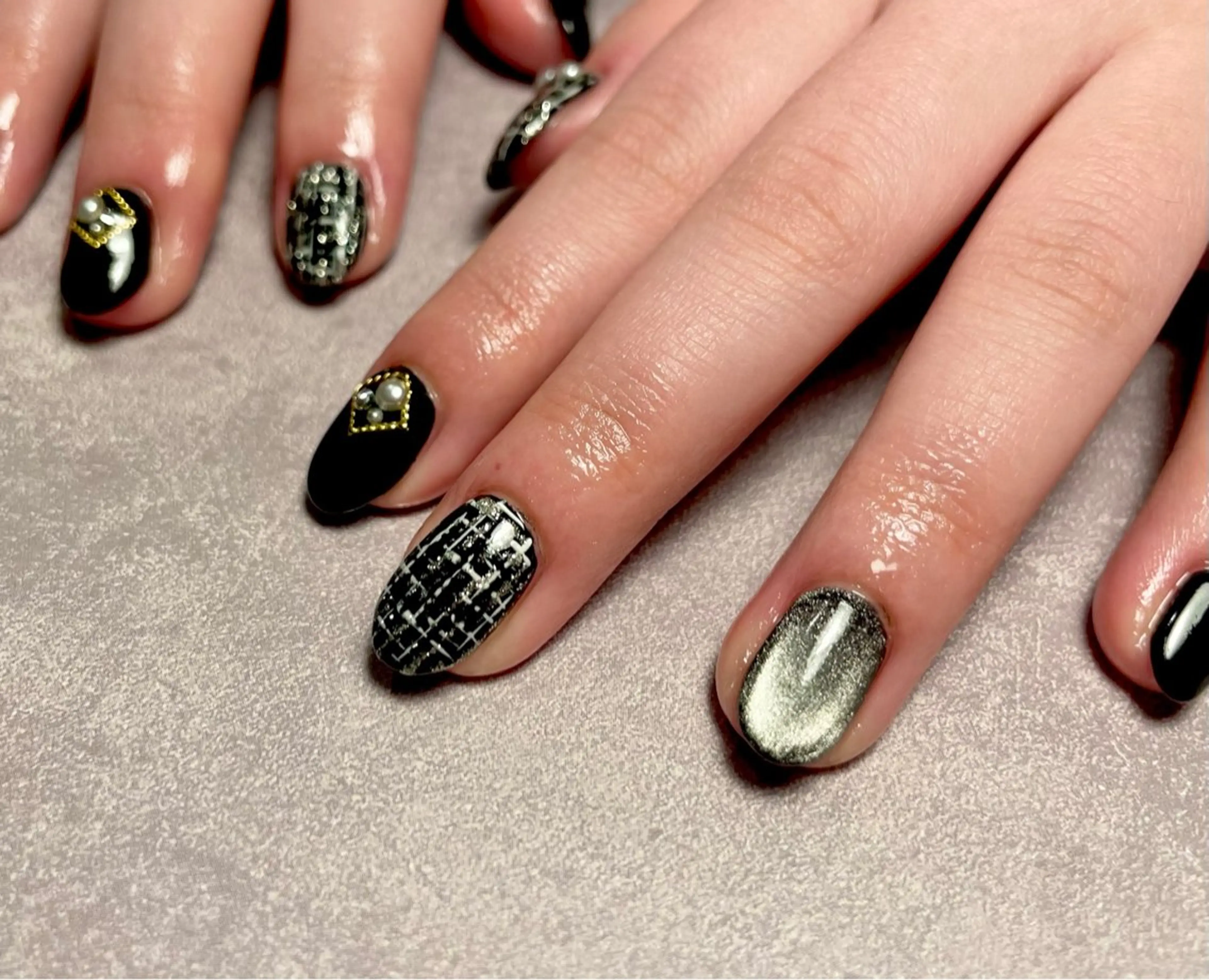 ネイル ツイードネイル ハンドネイル total beauty TLIENGLE［ﾄﾘｱﾝｸﾞﾙ］所属・tliengle ［ﾄﾘｱﾝｸﾞﾙ］のネイルデザイン