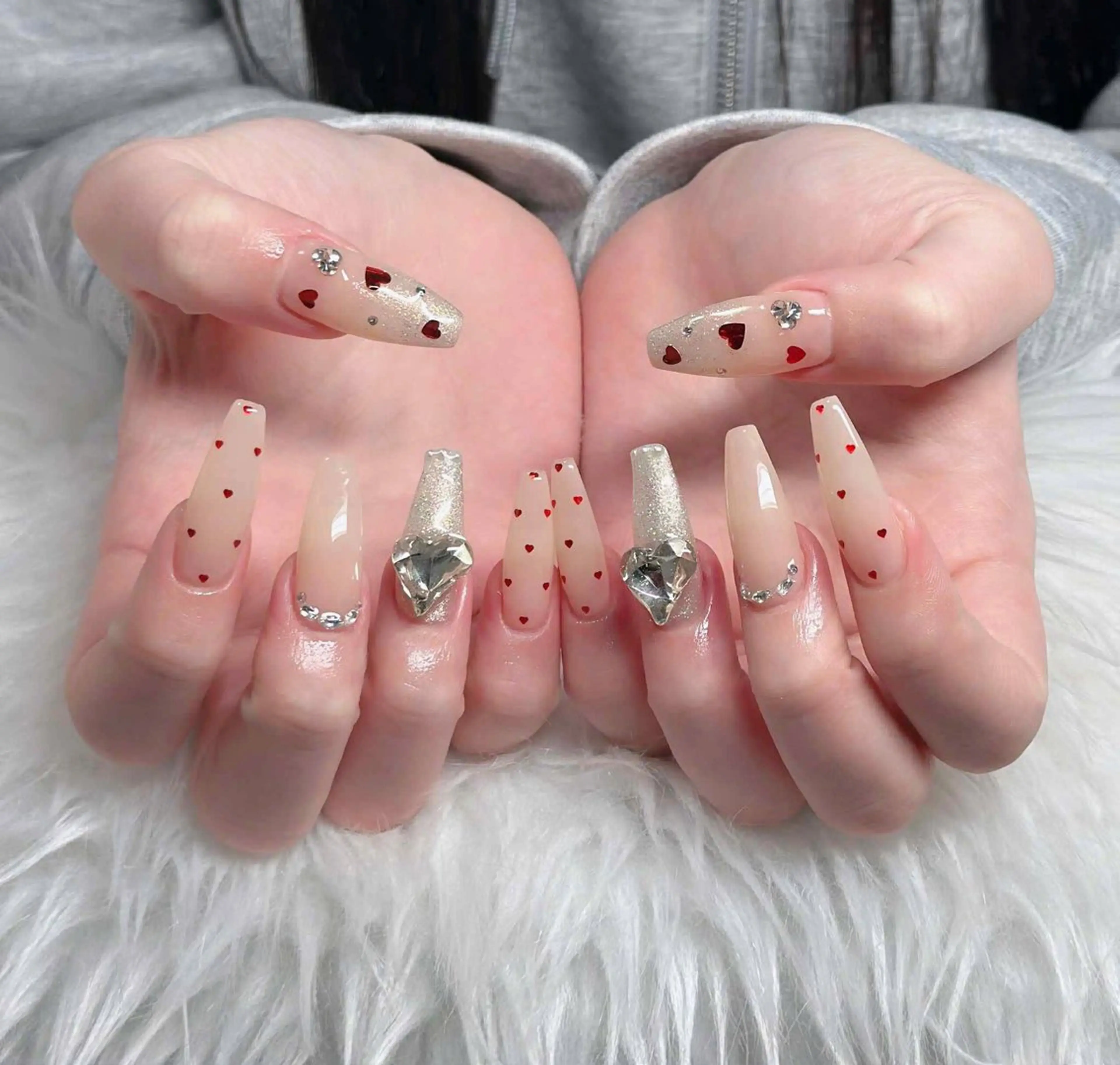 ネイル オーロラネイル フレンチネイル ジェルネイル ハロウィン キラキラネイル ハンドネイル H.baby Nail Salonのネイルデザイン