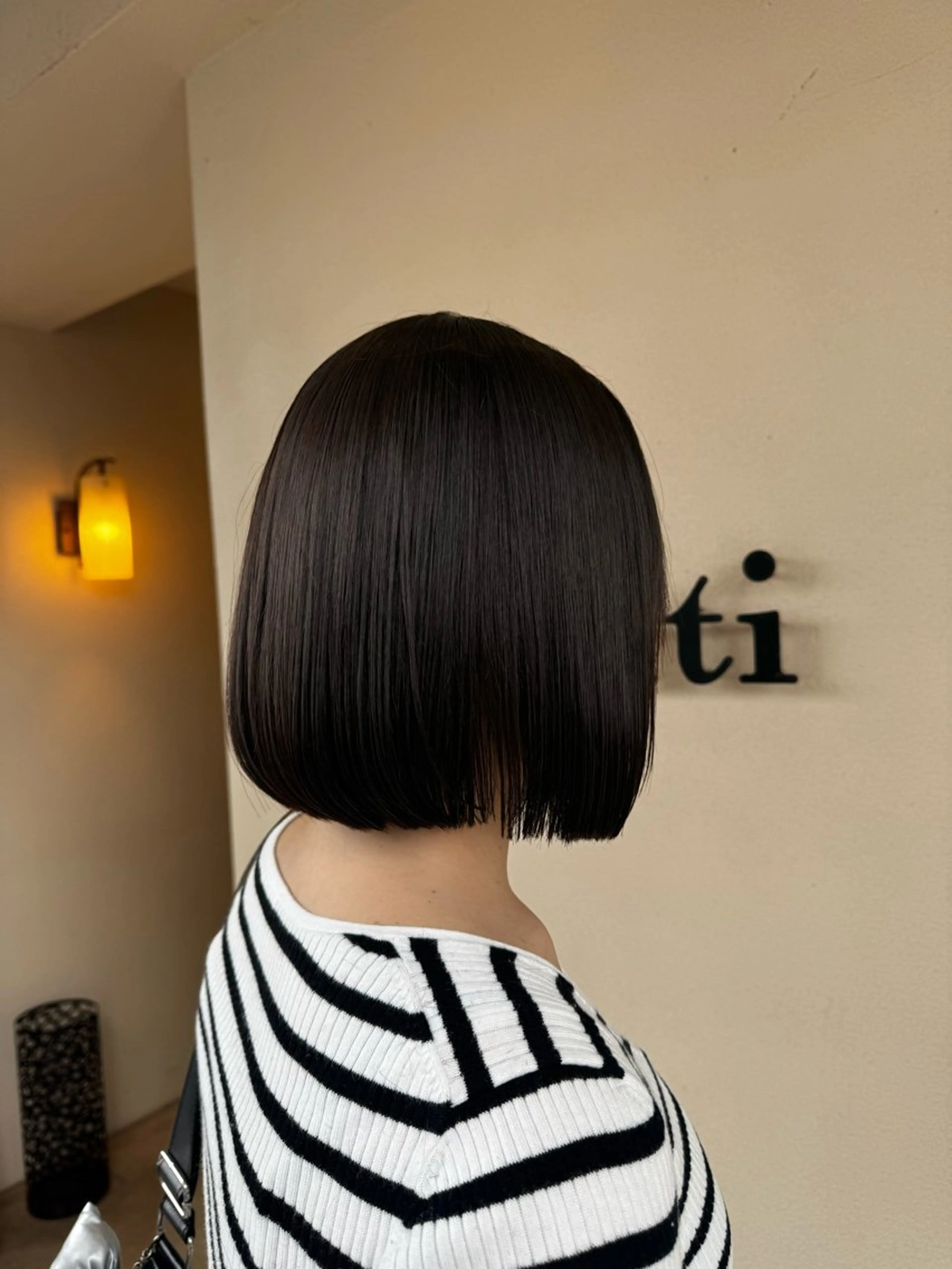 ミディアム 山下 瑞穂のヘアスタイル