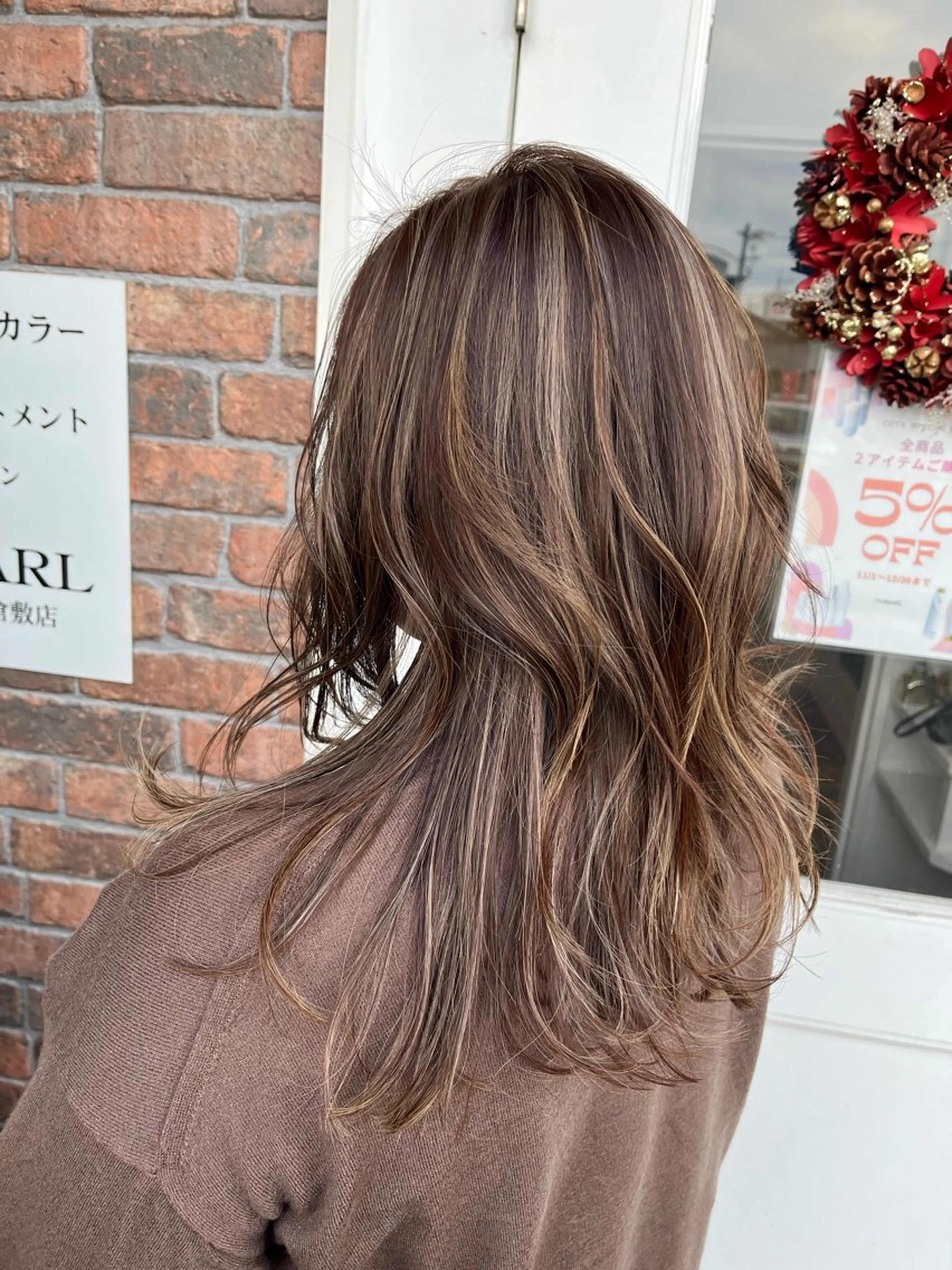 ロング カラー ブリーチ ハイライトカラー ハイライト カット ヘアカラー トリートメント YUIMARL 倉敷店🌸SAEのヘアスタイル