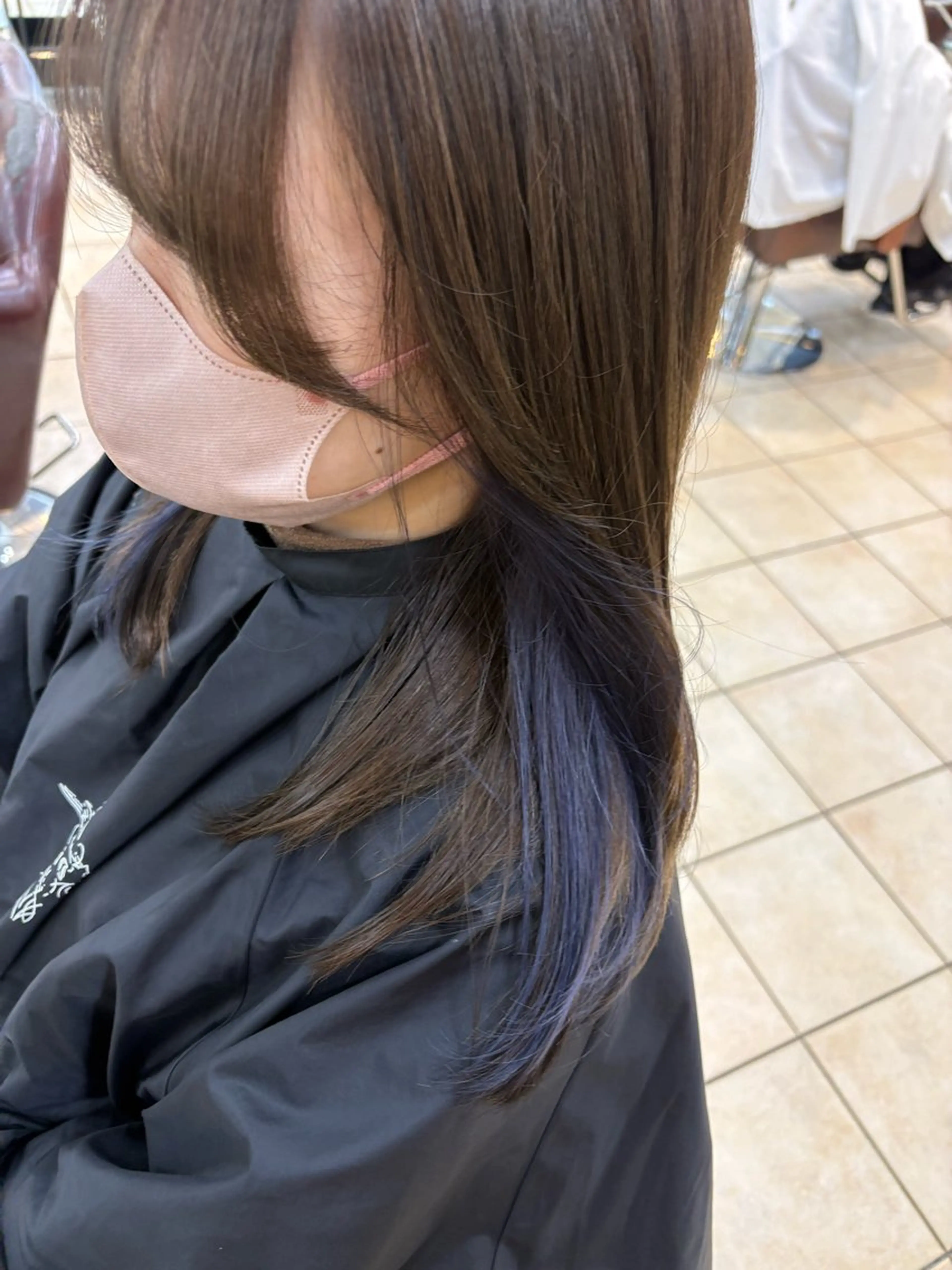 ロング カラー イヤリングカラー ヘアカラー トリートメント スズキ ユウナのヘアスタイル