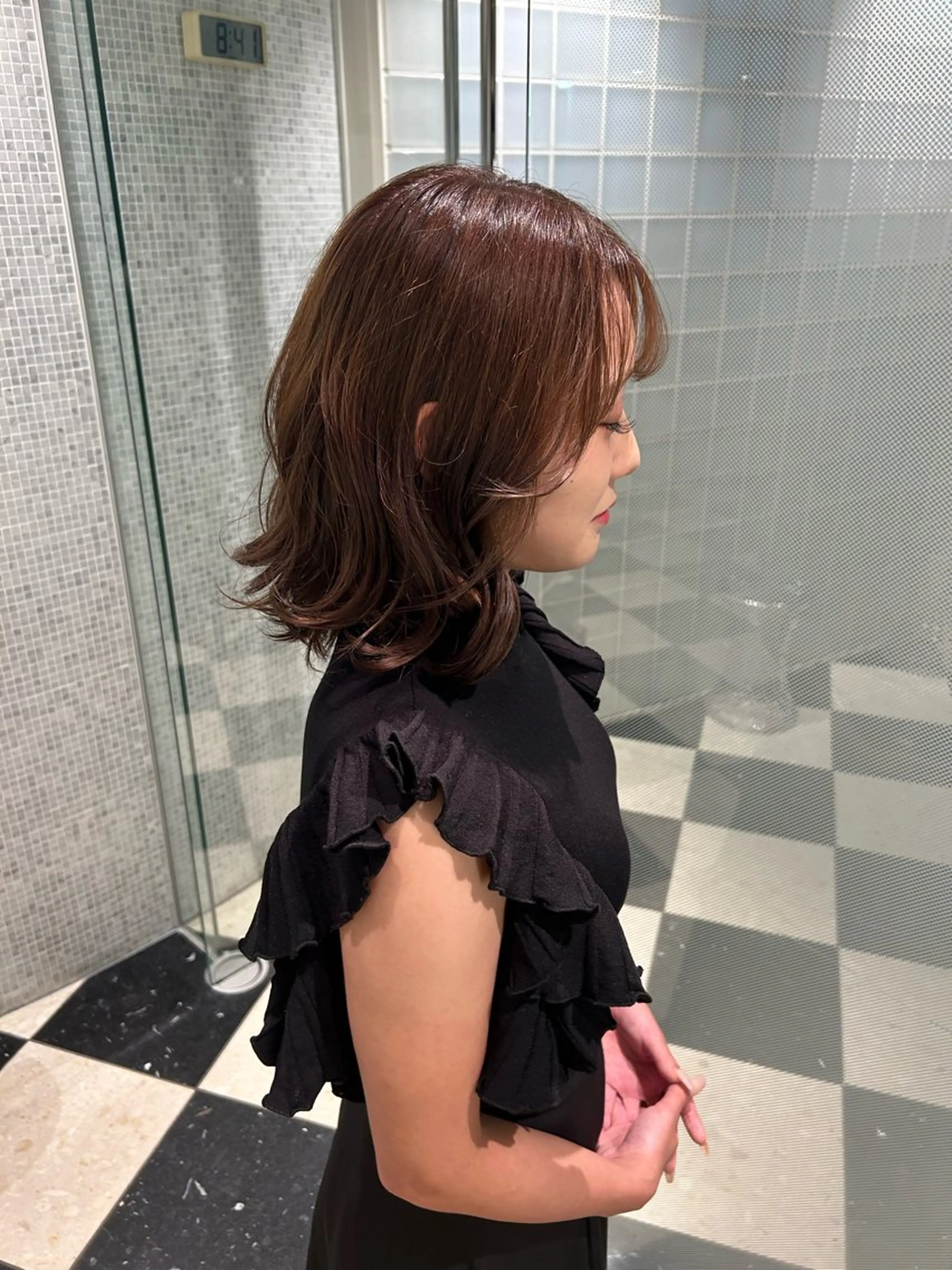 ミディアム 顔周りカット 大谷美佳/レイヤー カット/ツヤ髪のヘアスタイル