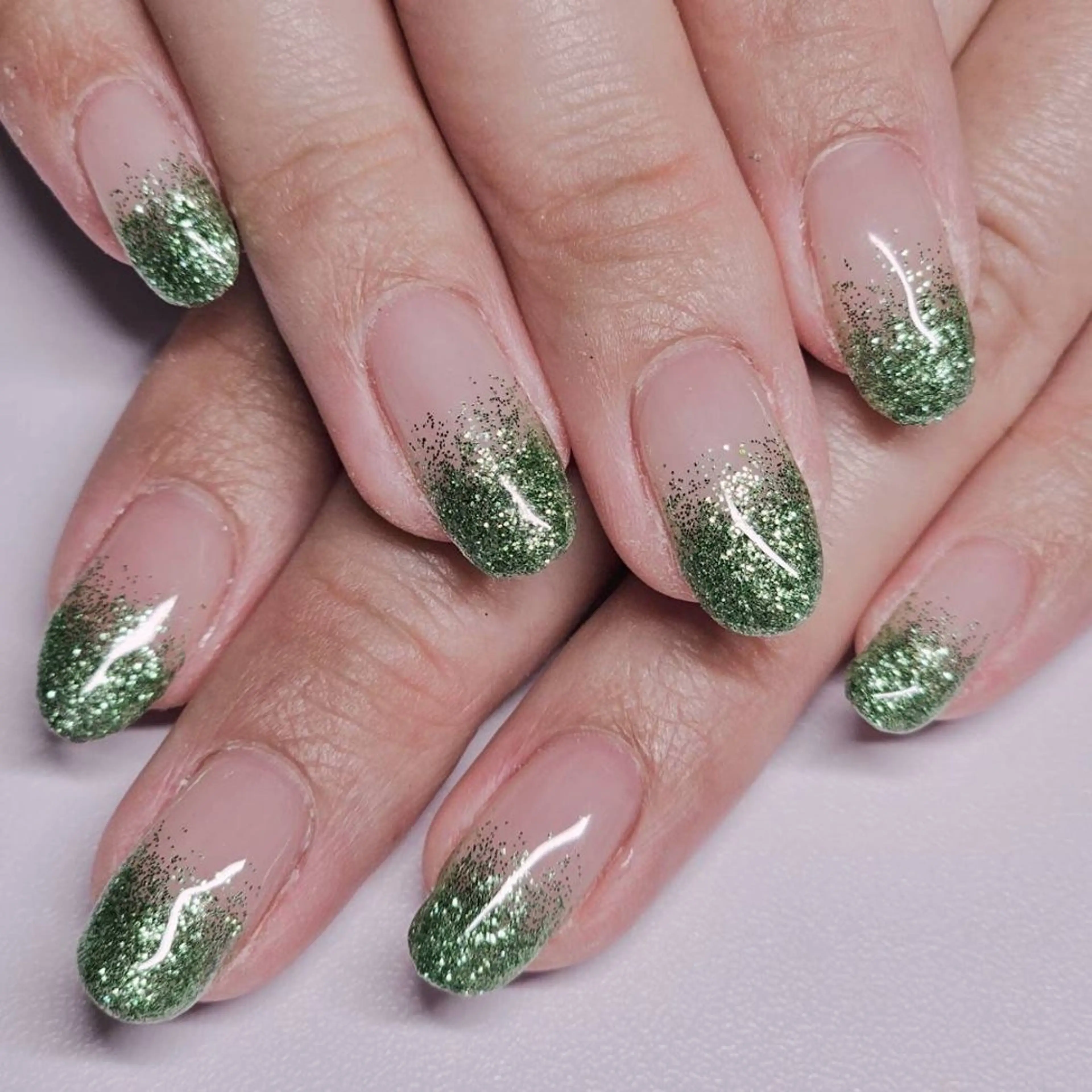 ネイル グラデーション グリーン ラメ(グリッター) ハンドネイル よしだ ひろきのネイルデザイン