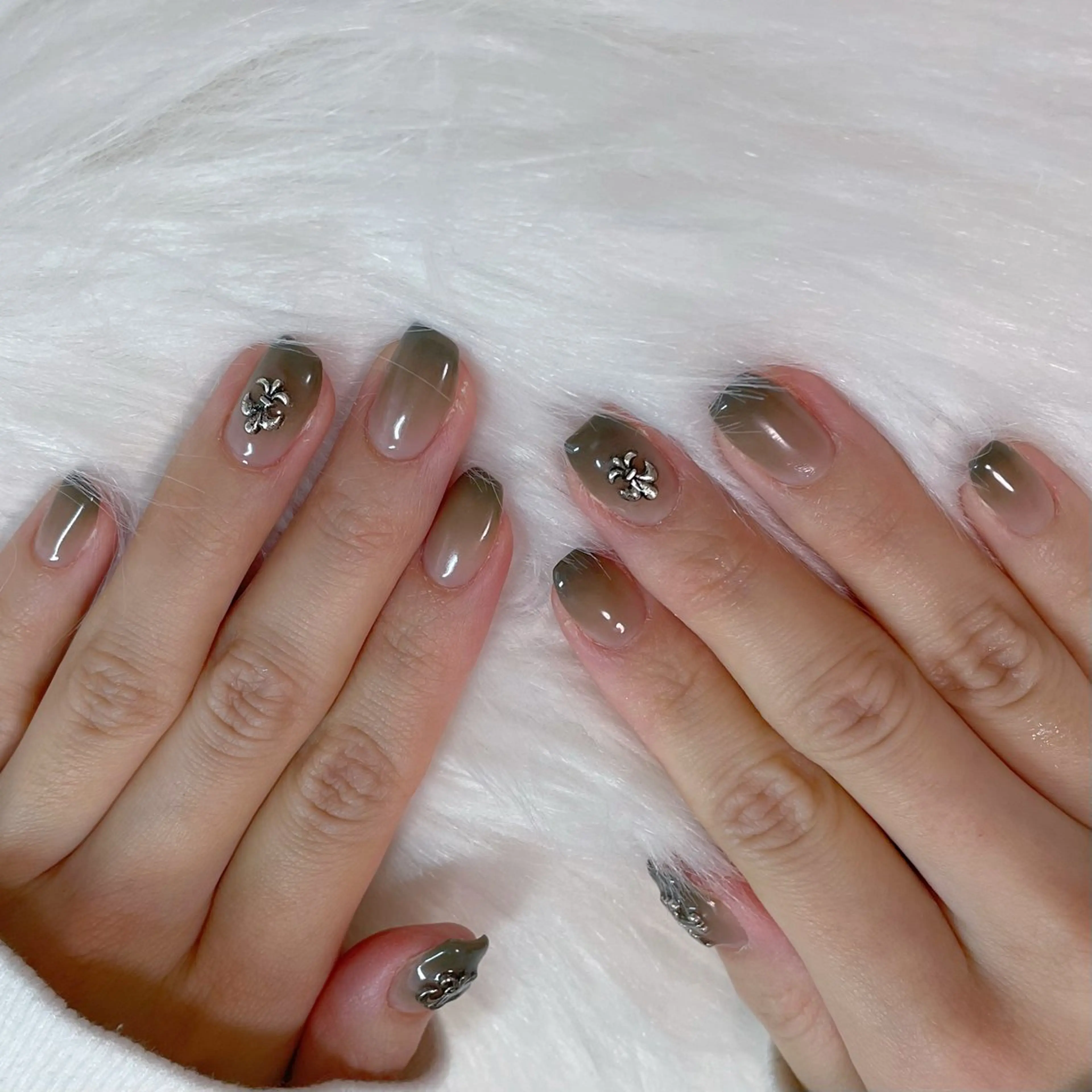 ネイル ハンドネイル nailroom yuのネイルデザイン